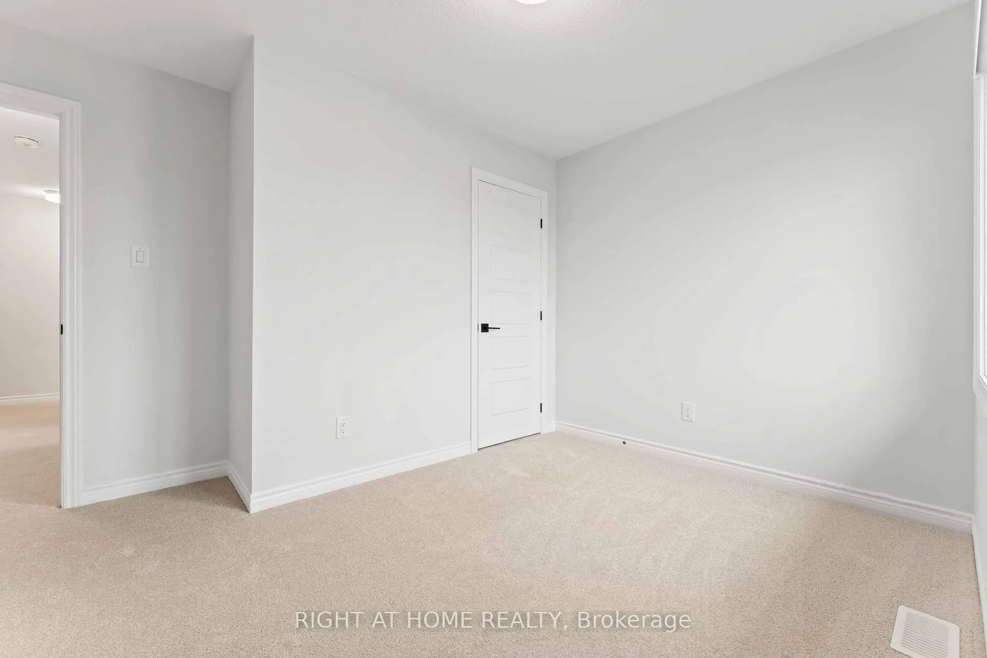 Photo 80 of 721 Rouncey Road, Ottawa, Kanata - Emerald Meadows/Trailwest — HOMEH