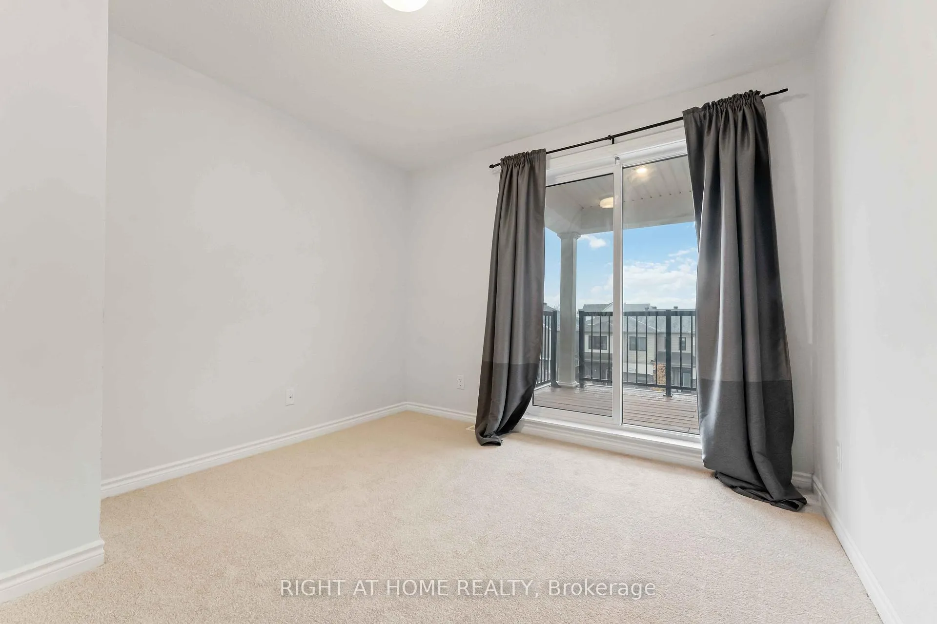 Photo 88 of 721 Rouncey Road, Ottawa, Kanata - Emerald Meadows/Trailwest — HOMEH