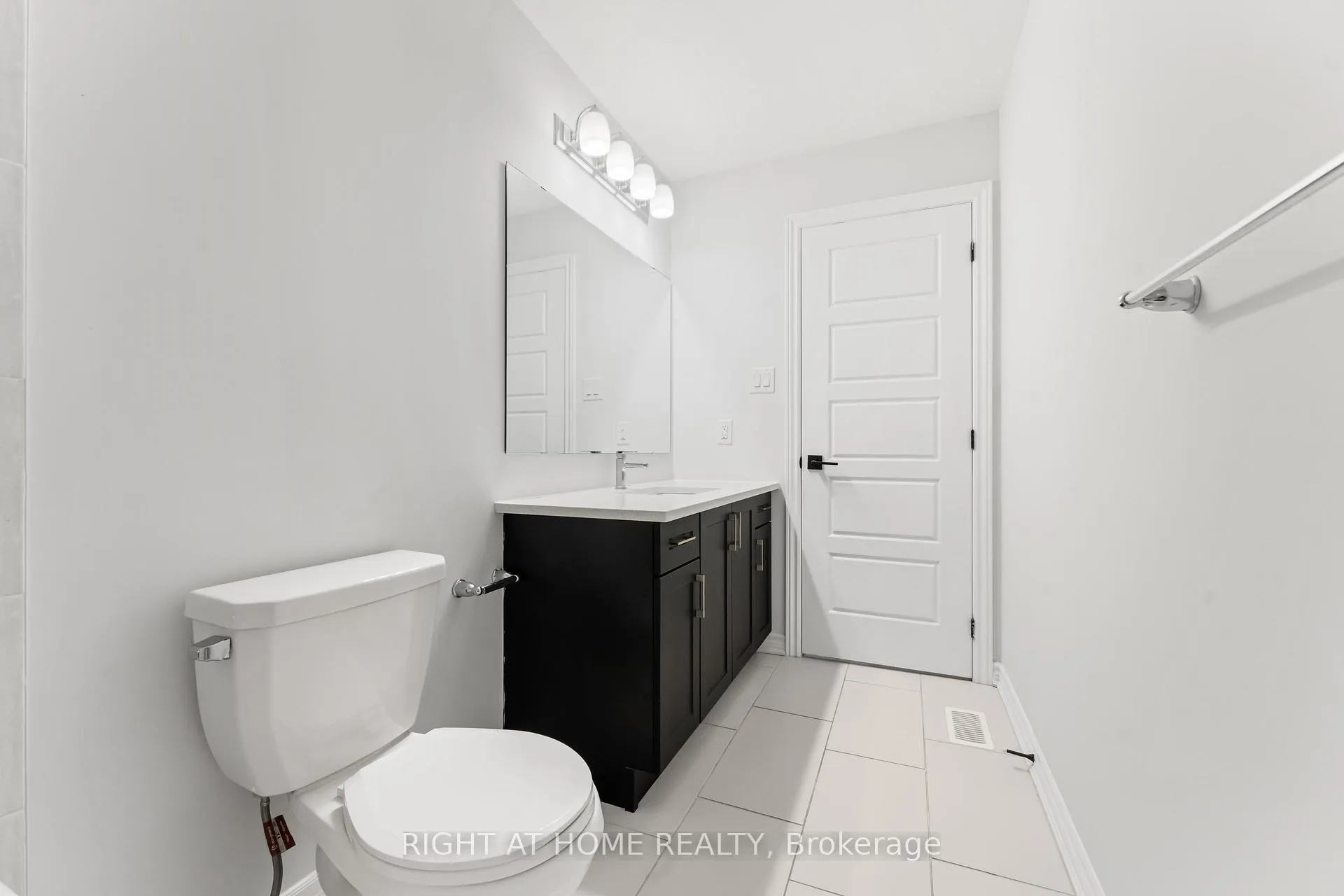 Photo 96 of 721 Rouncey Road, Ottawa, Kanata - Emerald Meadows/Trailwest — HOMEH