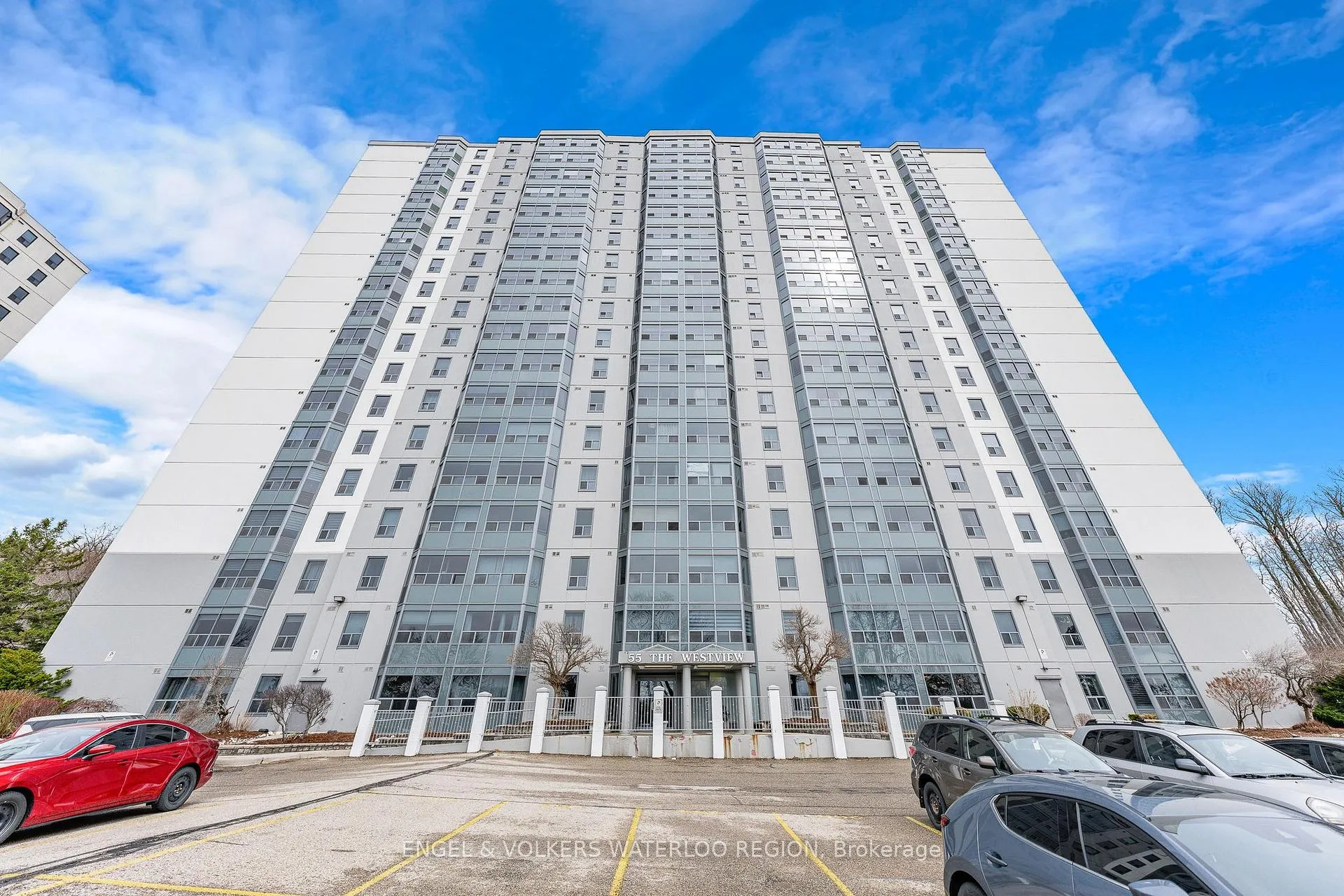 Photo 2 of Unit 1504, 55 Green Valley Drive, Kitchener — HOMEH