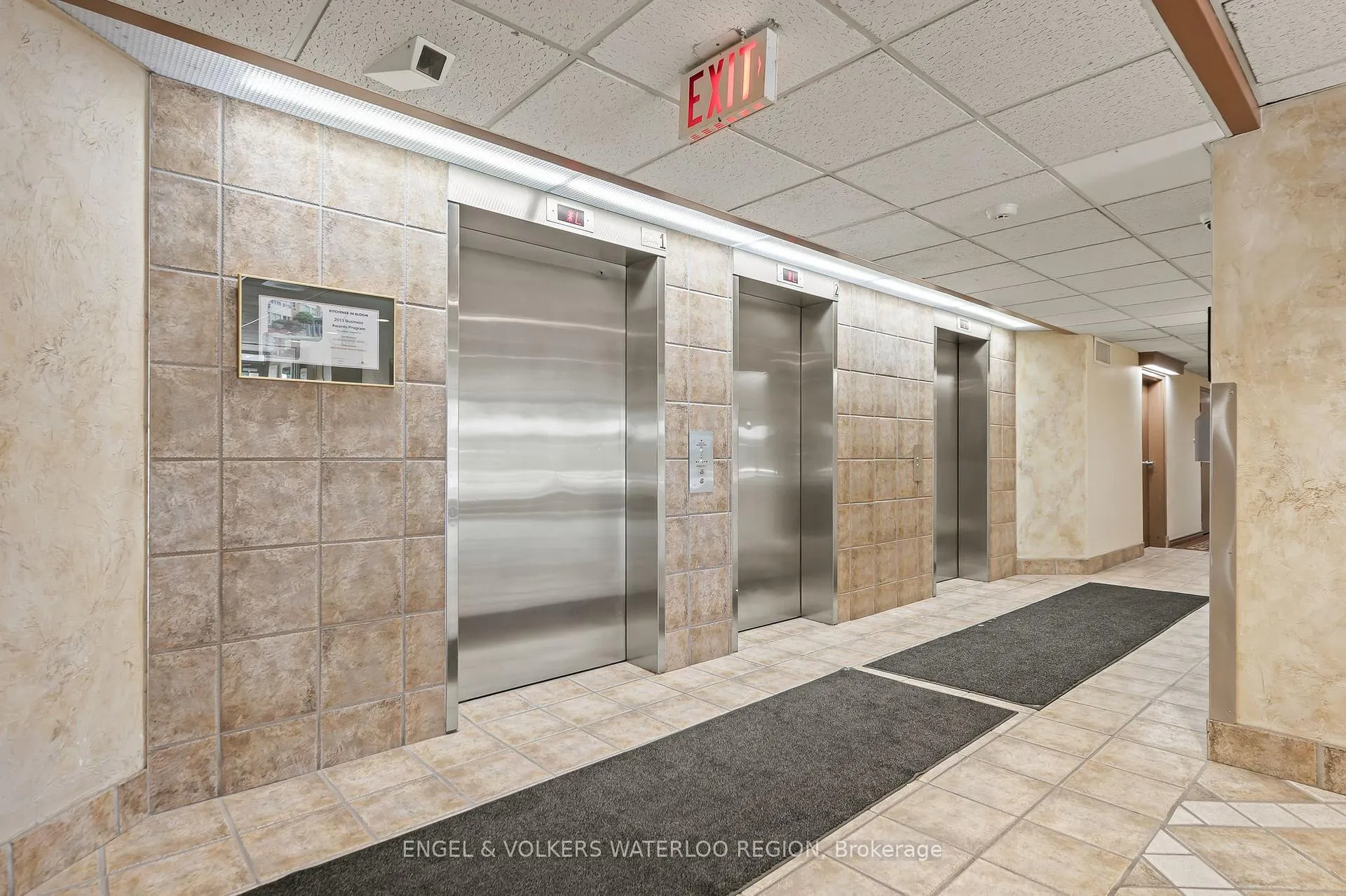 Photo 8 of Unit 1504, 55 Green Valley Drive, Kitchener — HOMEH