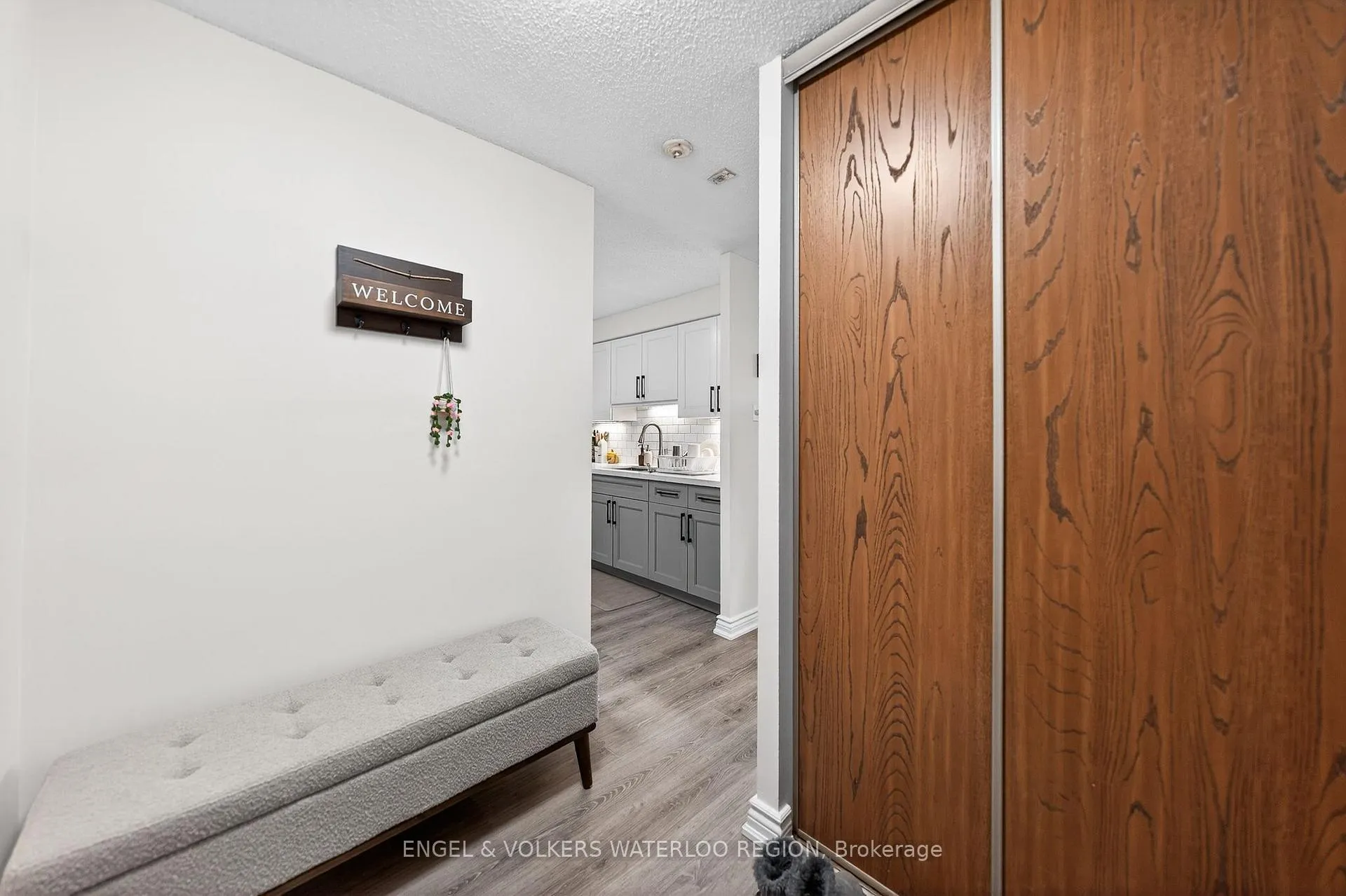 Photo 10 of Unit 1504, 55 Green Valley Drive, Kitchener — HOMEH