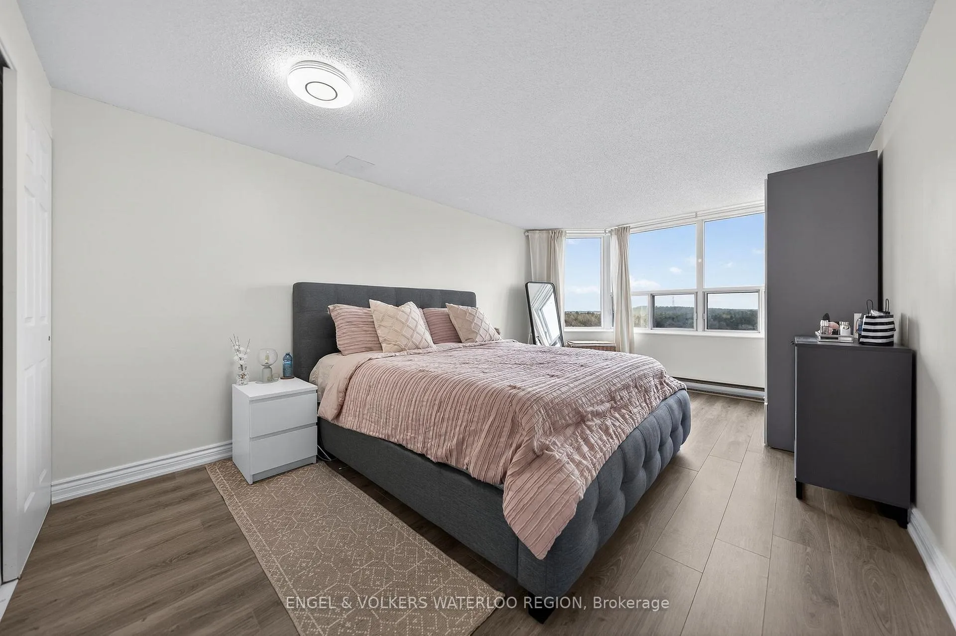 Photo 23 of Unit 1504, 55 Green Valley Drive, Kitchener — HOMEH