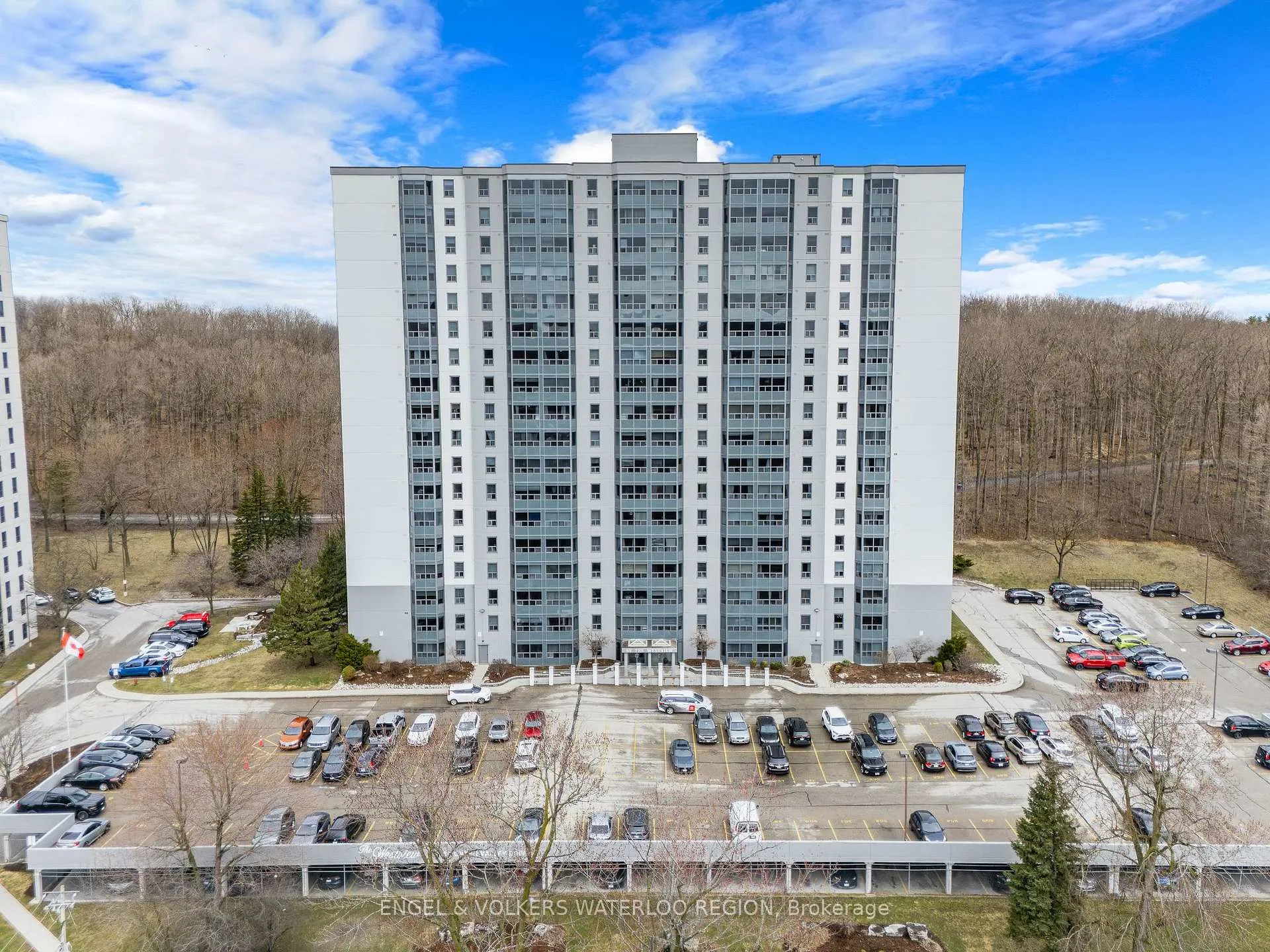 Photo 37 of Unit 1504, 55 Green Valley Drive, Kitchener — HOMEH