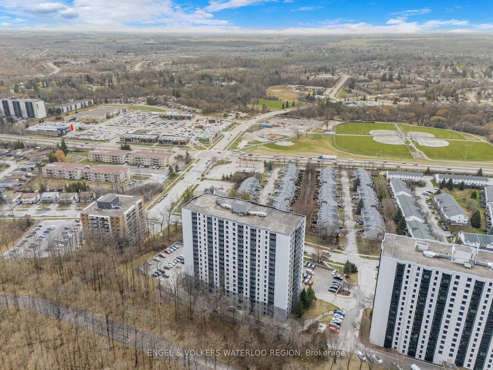 Photo 38 of Unit 1504, 55 Green Valley Drive, Kitchener — HOMEH