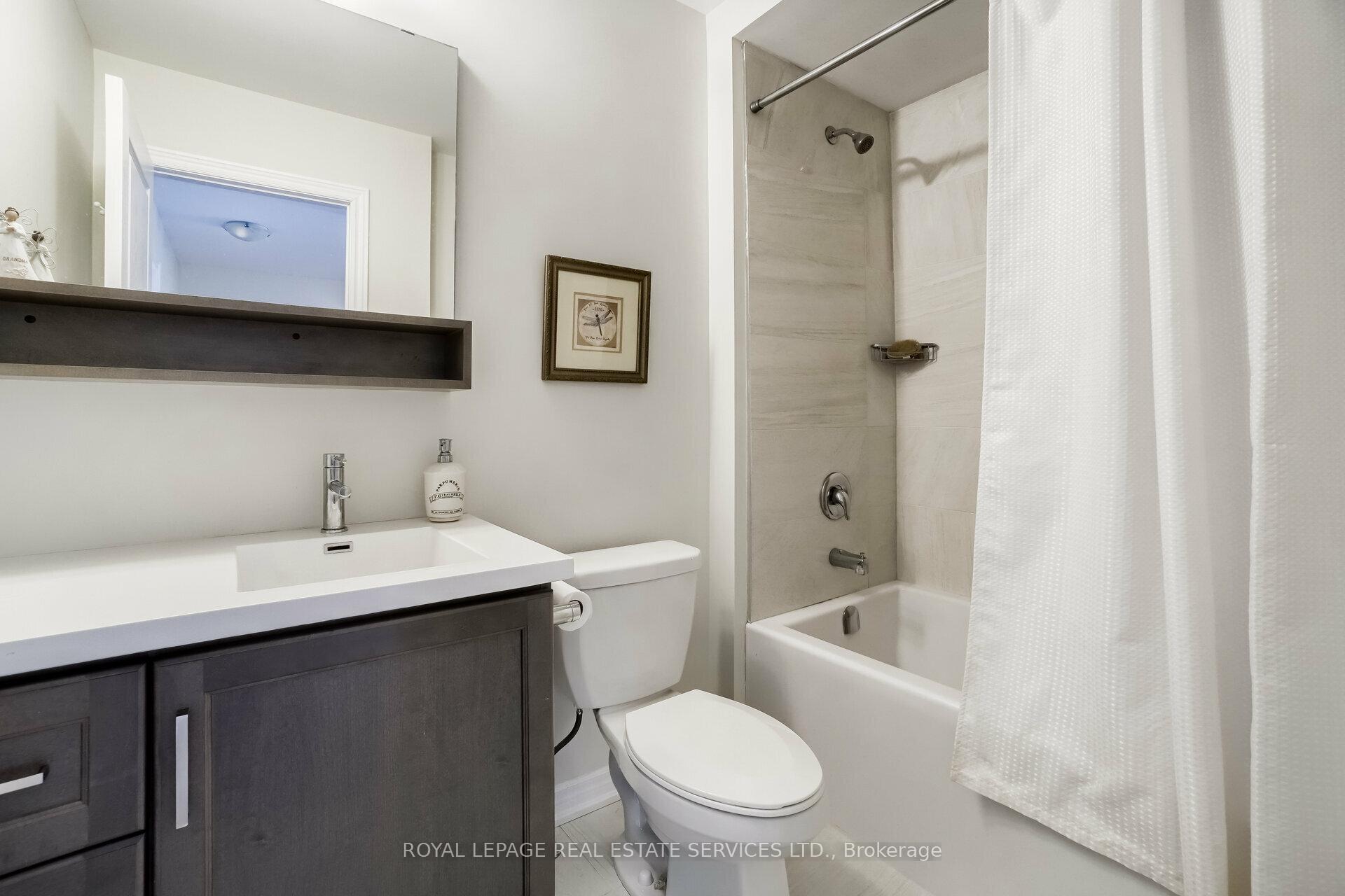 Photo 18 of 23 Walters Lane, Grimsby, Grimsby Beach — HOMEH