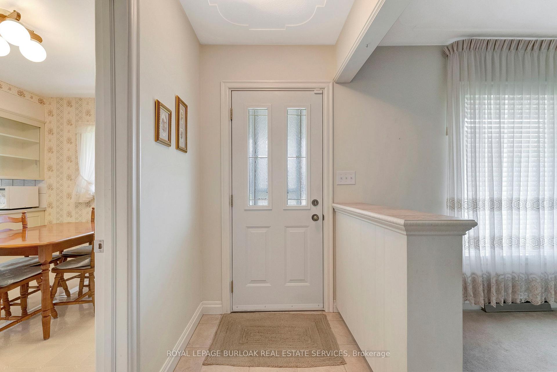 Photo 4 of 419 Elizabeth Street, Grimsby, Grimsby Beach — HOMEH