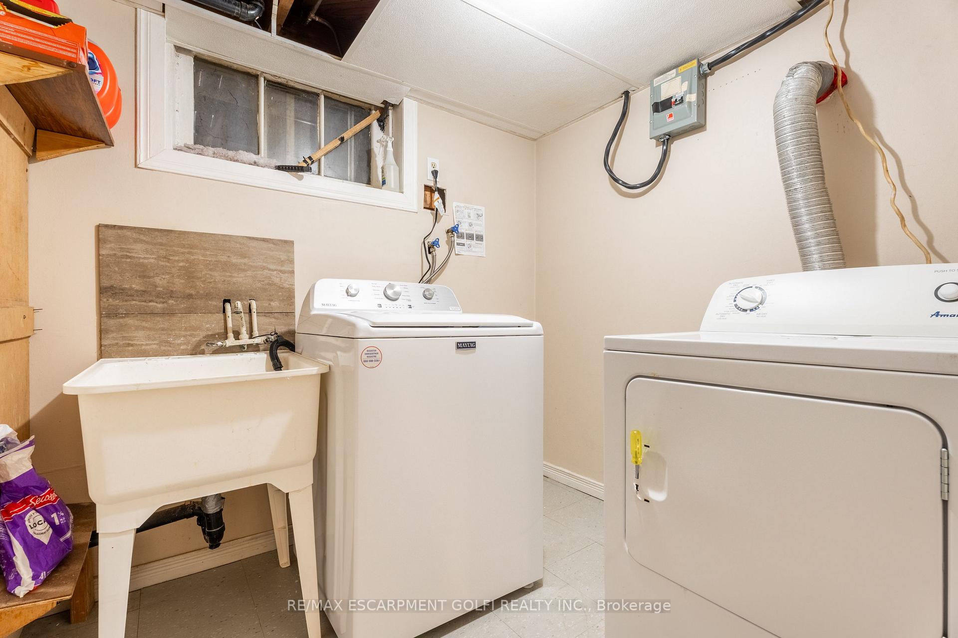 Photo 16 of 57 Stewart Street, Grimsby, Grimsby Beach — HOMEH