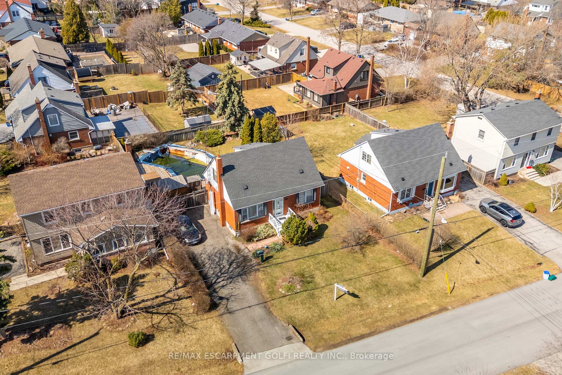 Photo 23 of 57 Stewart Street, Grimsby, Grimsby Beach — HOMEH