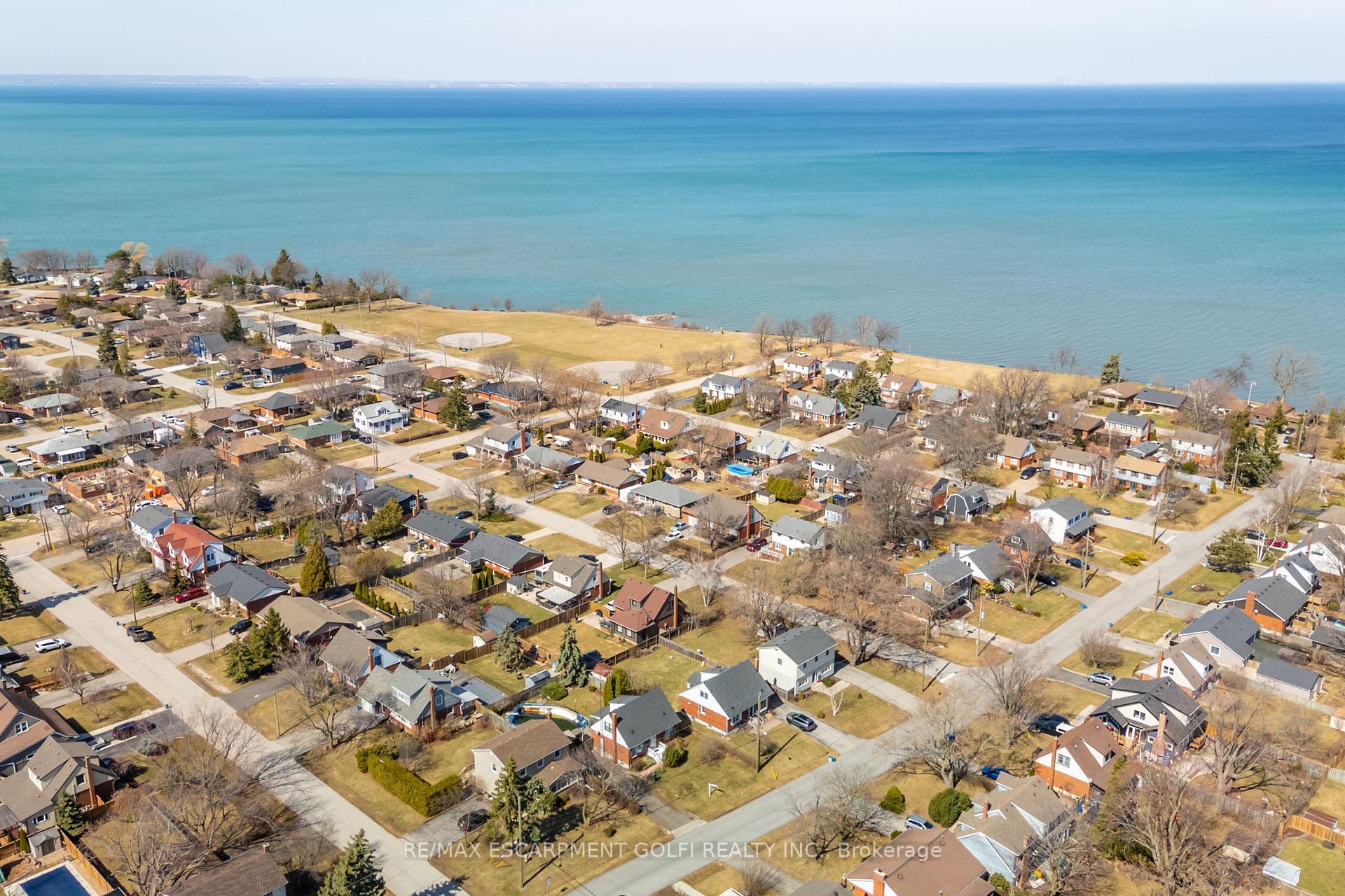 Photo 25 of 57 Stewart Street, Grimsby, Grimsby Beach — HOMEH
