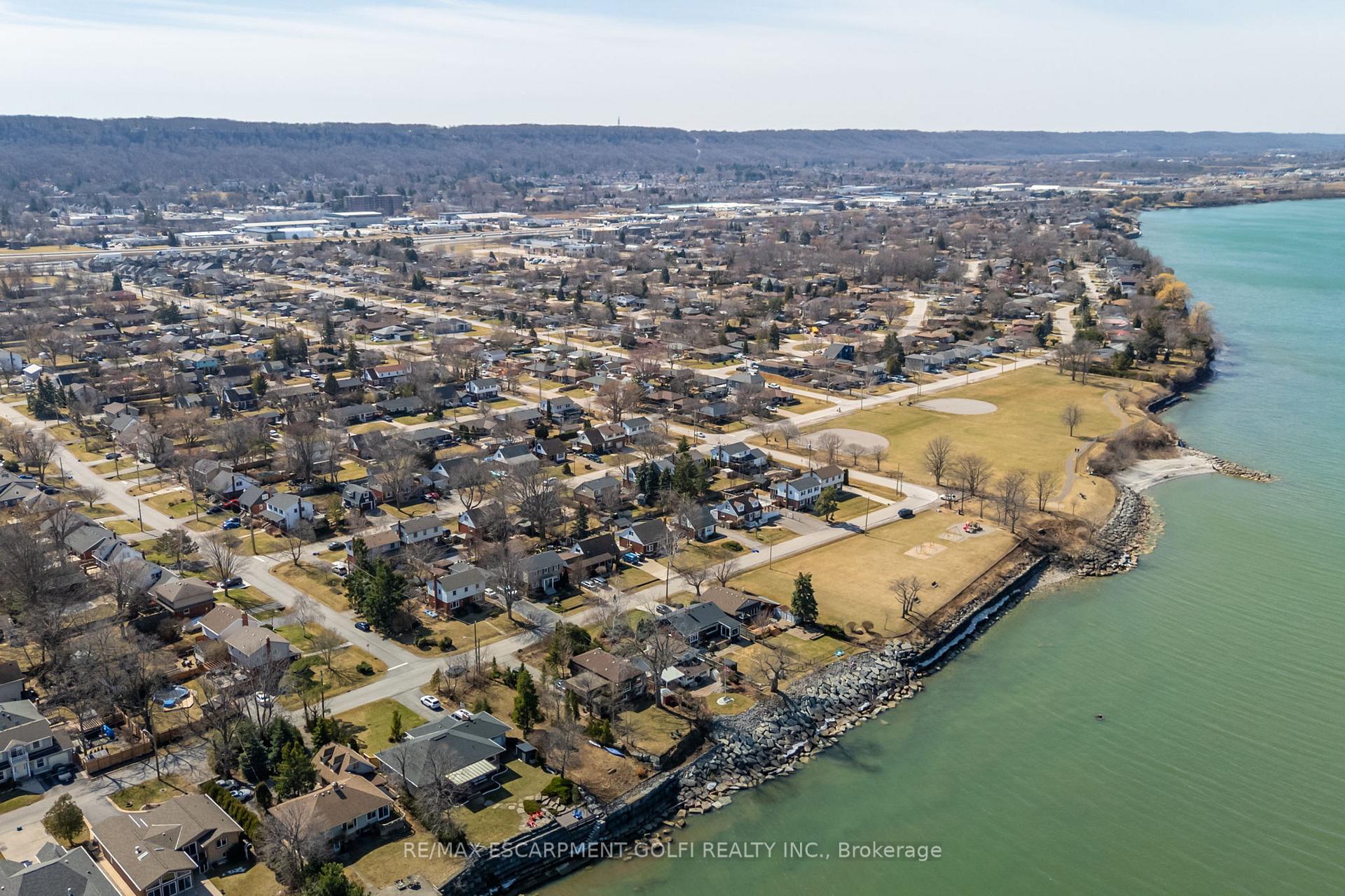 Photo 26 of 57 Stewart Street, Grimsby, Grimsby Beach — HOMEH