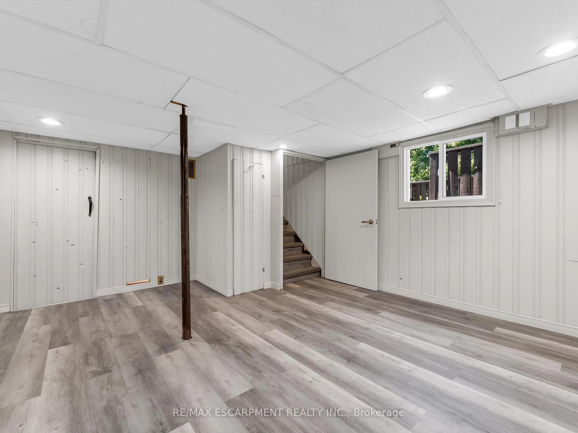 Photo 19 of 753 Burgess Avenue, Hamilton, Parkview — HOMEH
