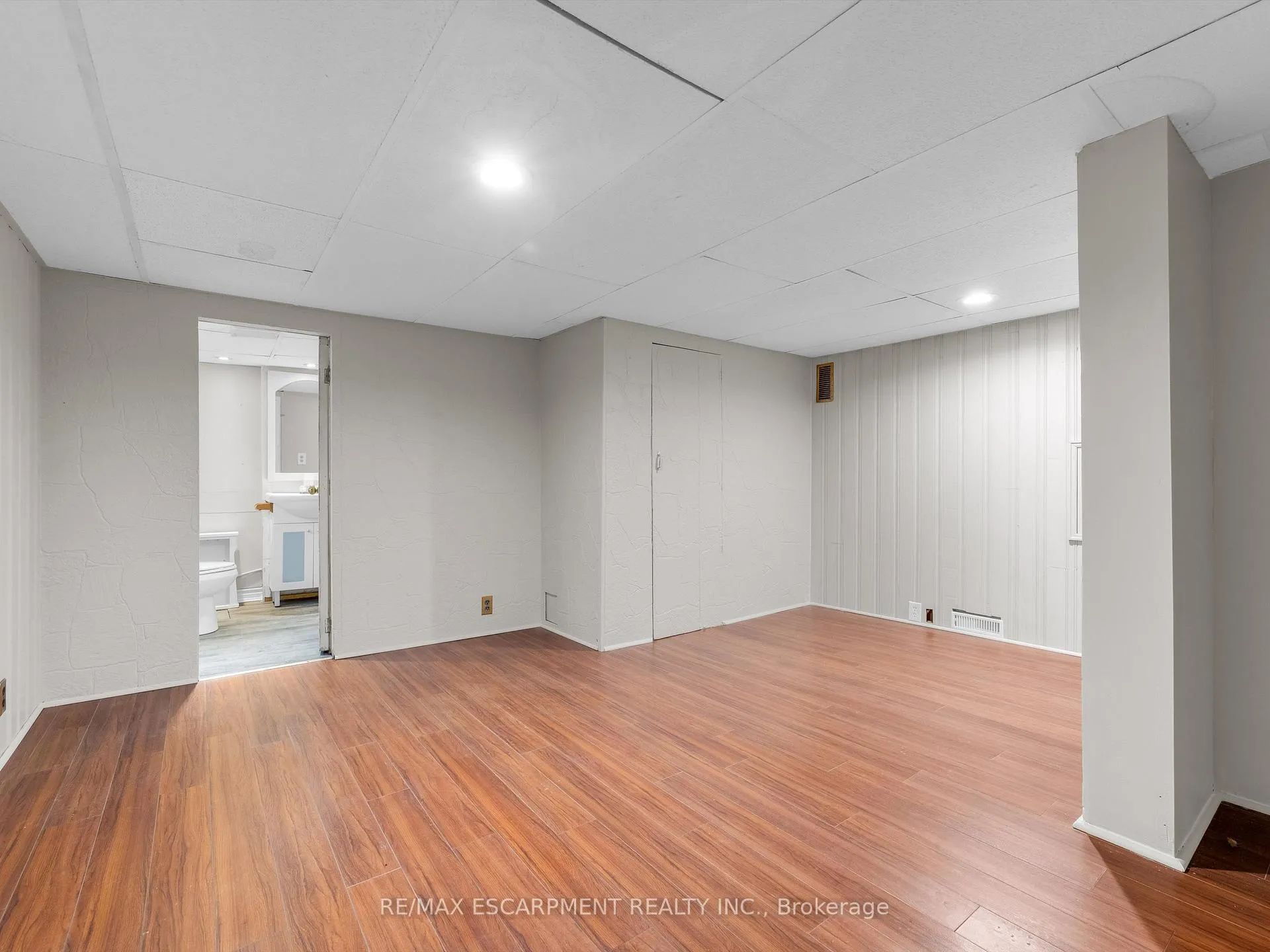 Photo 24 of 753 Burgess Avenue, Hamilton, Parkview — HOMEH