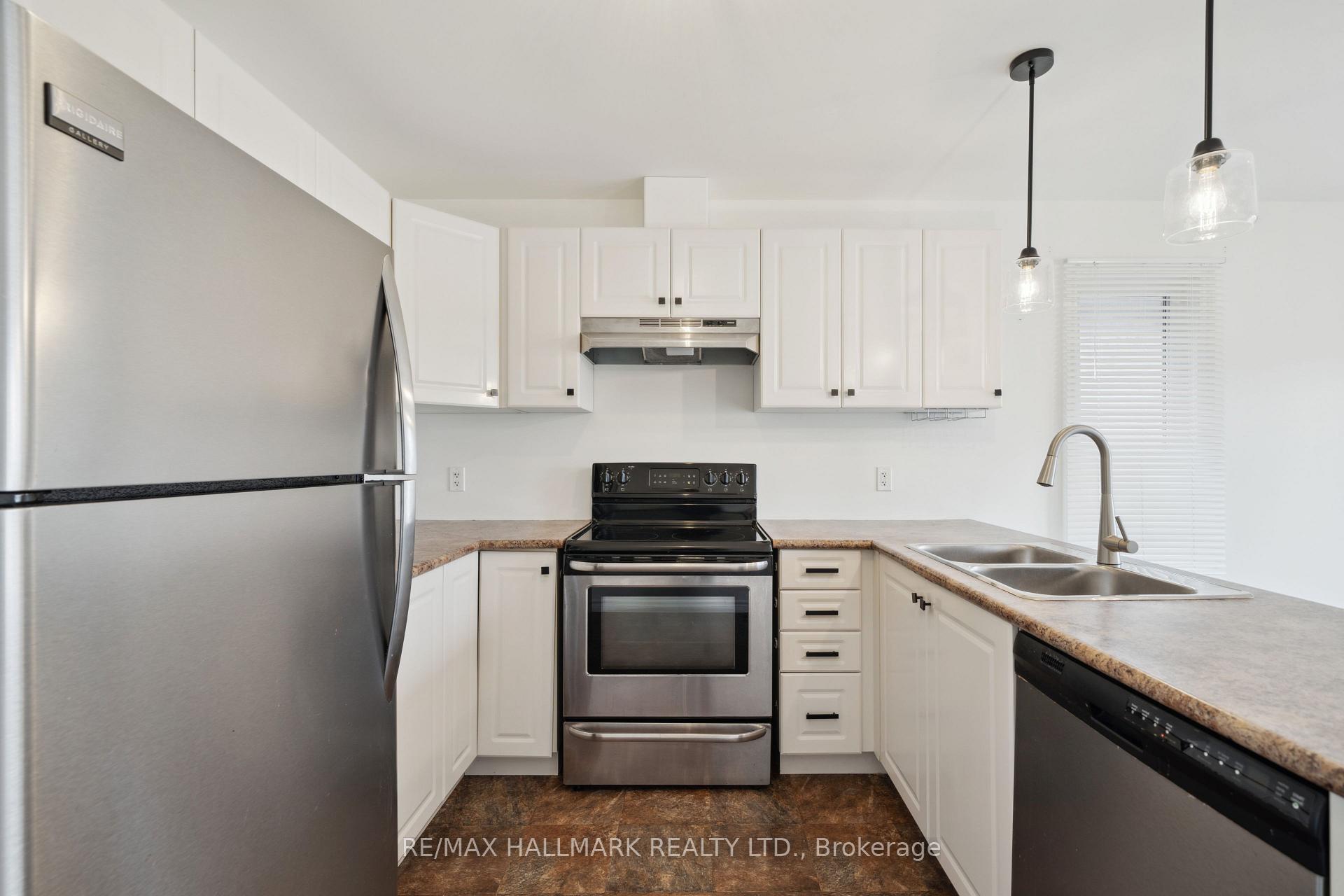 Photo 11 of 12 Matchett Crescent, Kawartha Lakes, Lindsay — HOMEH