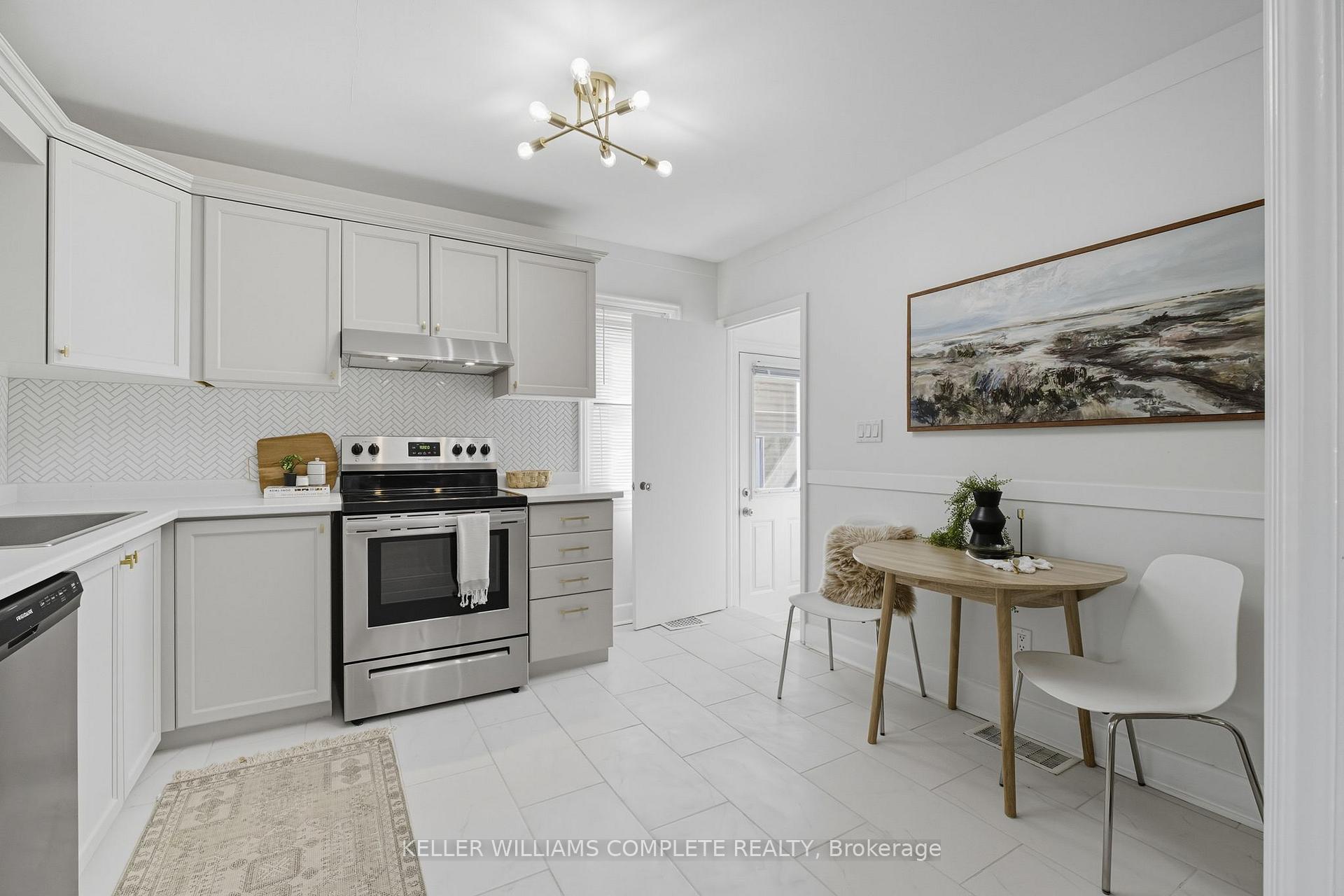 Photo 9 of 152 Stroud Road, Hamilton, Ainslie Wood — HOMEH