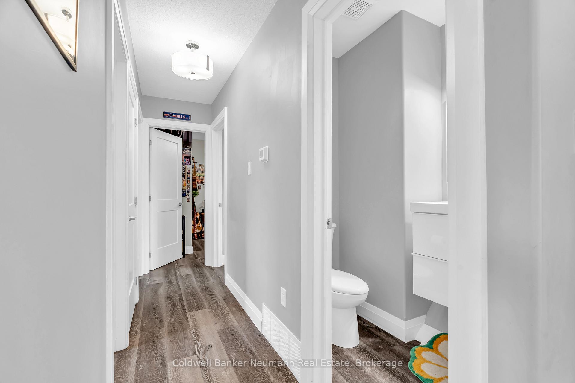 Photo 13 of 1 Picadilly Place, Guelph, Dovercliffe Park/Old University — HOMEH