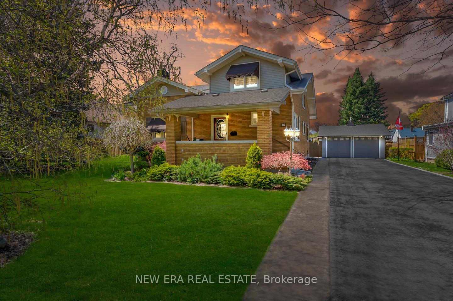 Front of 16 Nelles Boulevard