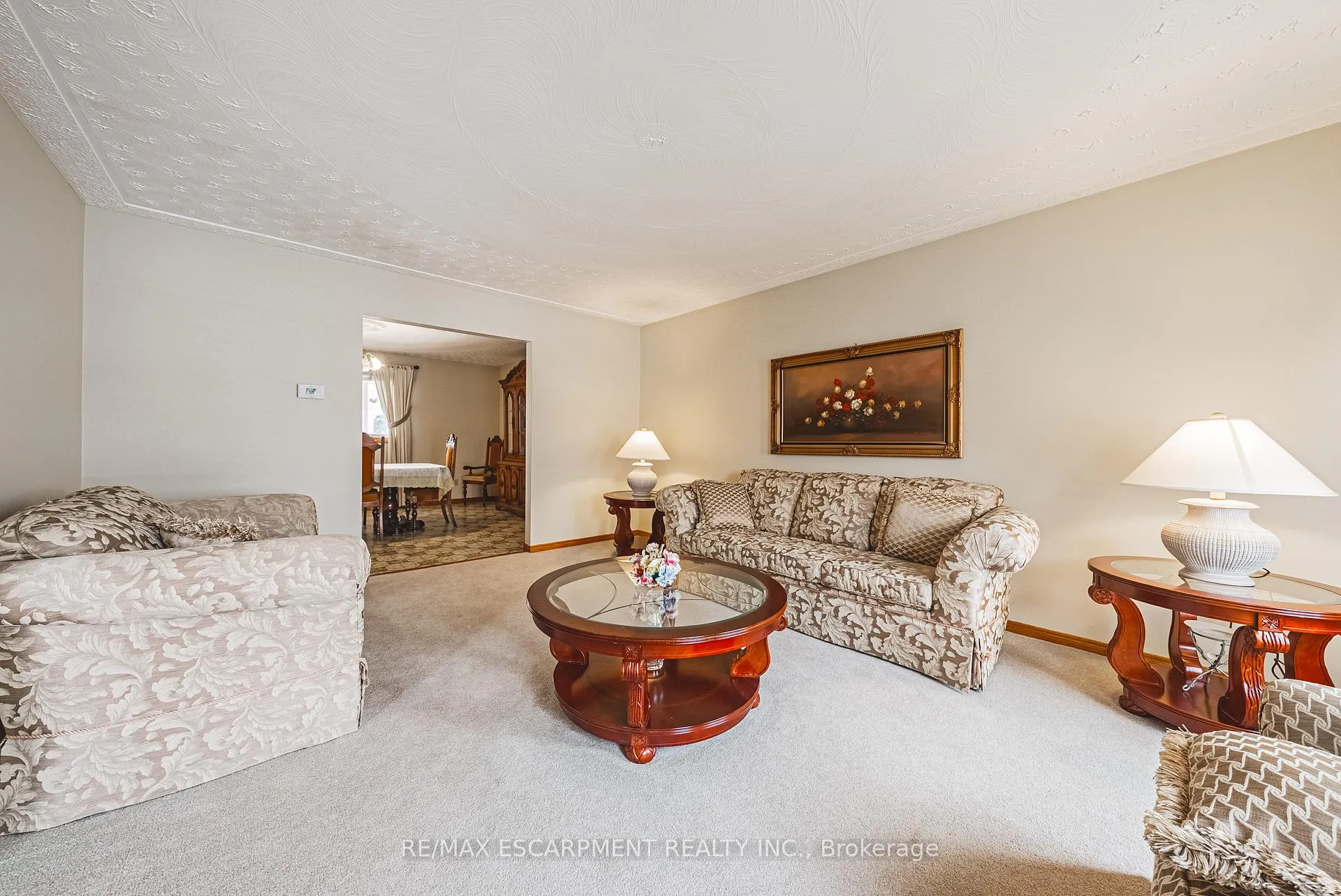 Photo 5 of 19 Hadeland Avenue, Hamilton, Gilbert — HOMEH