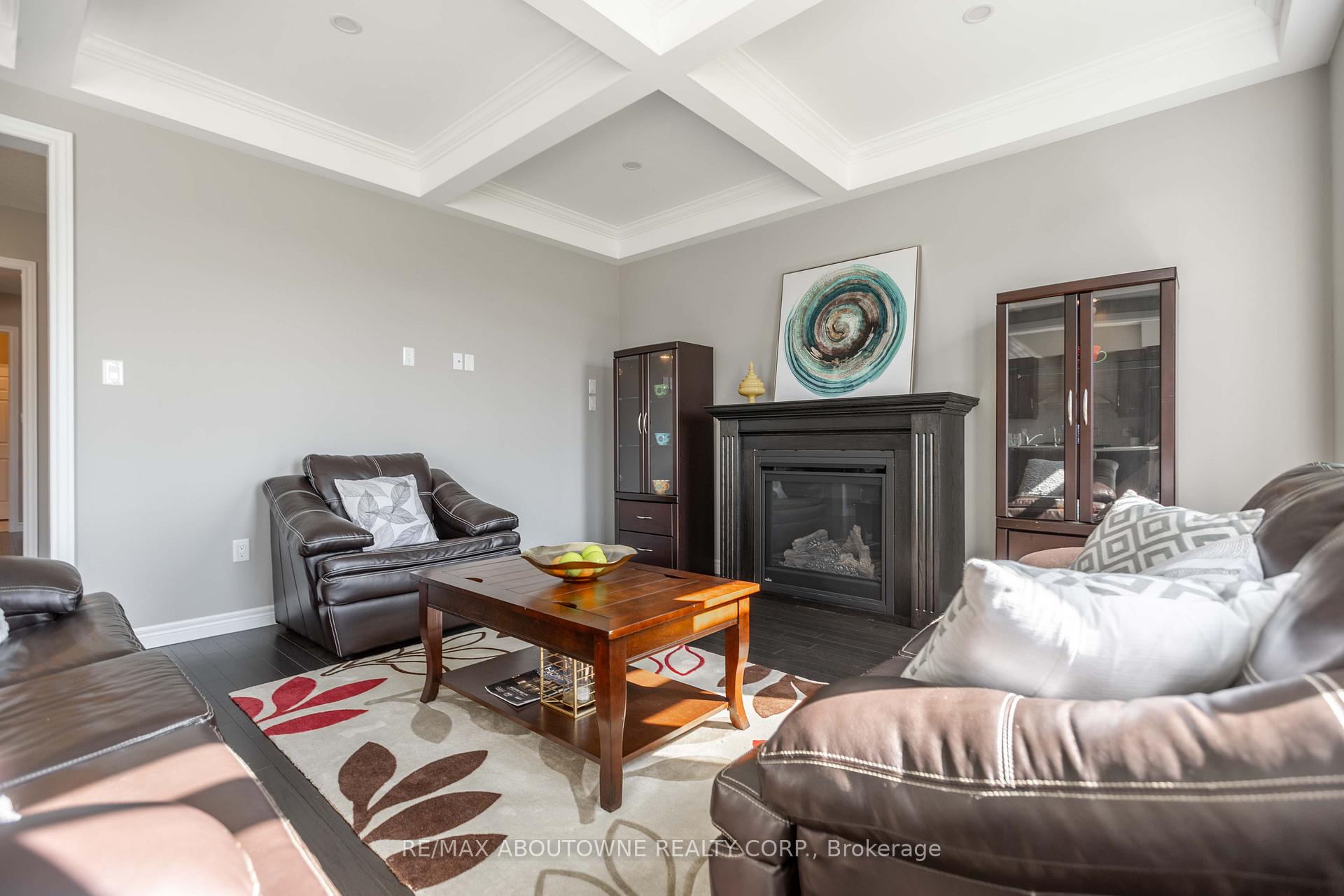 Photo 14 of 219 Ambrous Crescent, Guelph, Kortright East — HOMEH