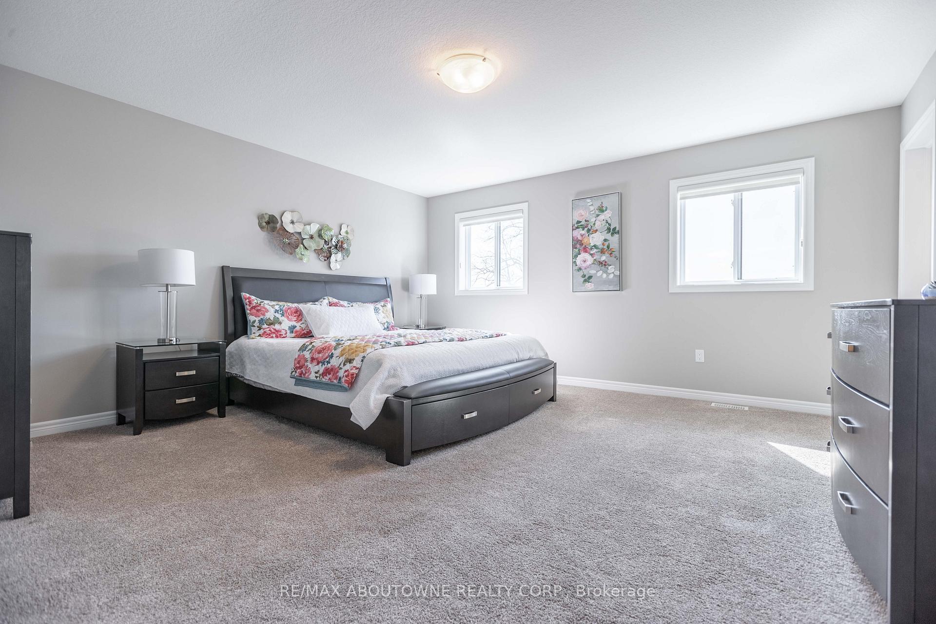 Photo 21 of 219 Ambrous Crescent, Guelph, Kortright East — HOMEH