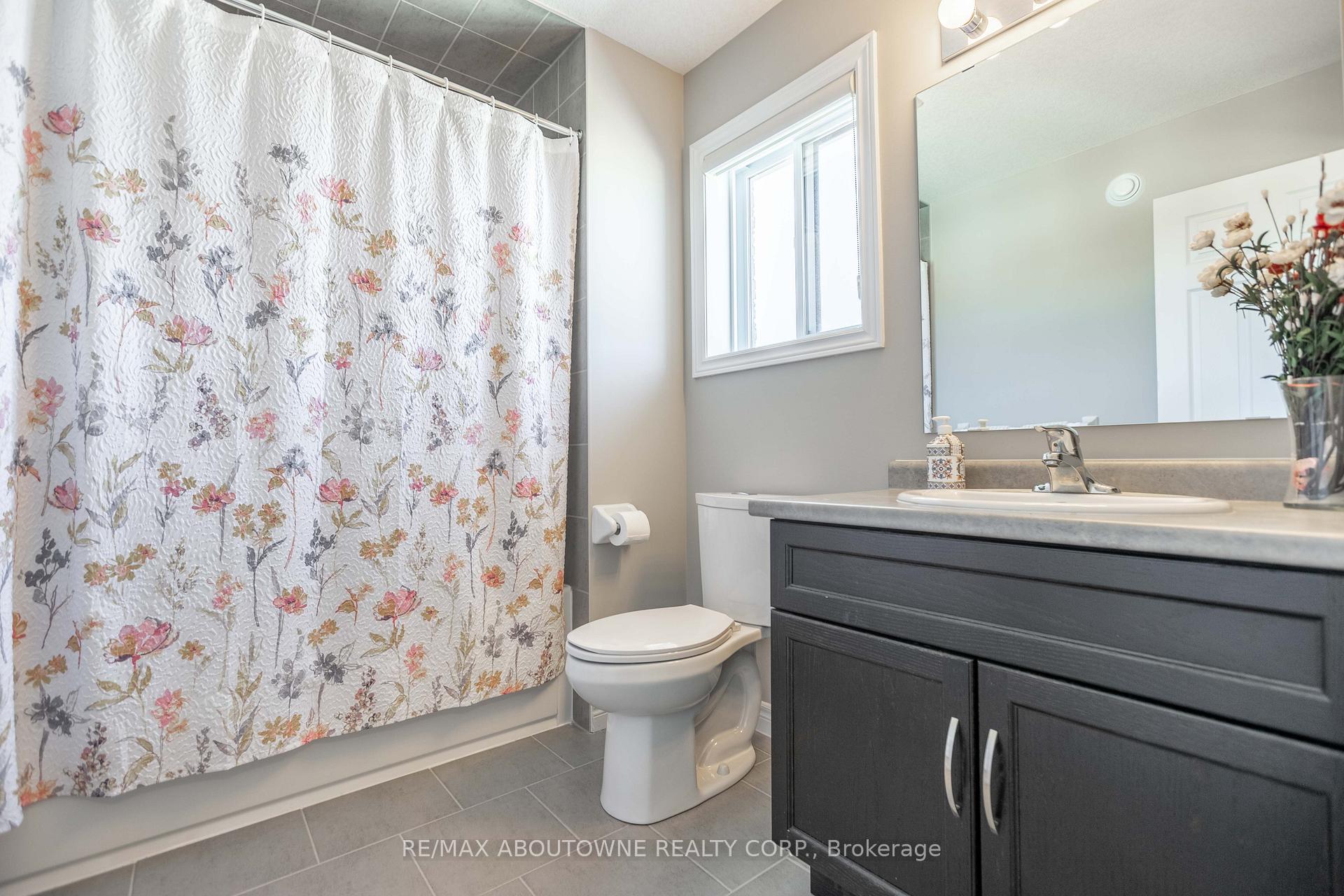 Photo 28 of 219 Ambrous Crescent, Guelph, Kortright East — HOMEH