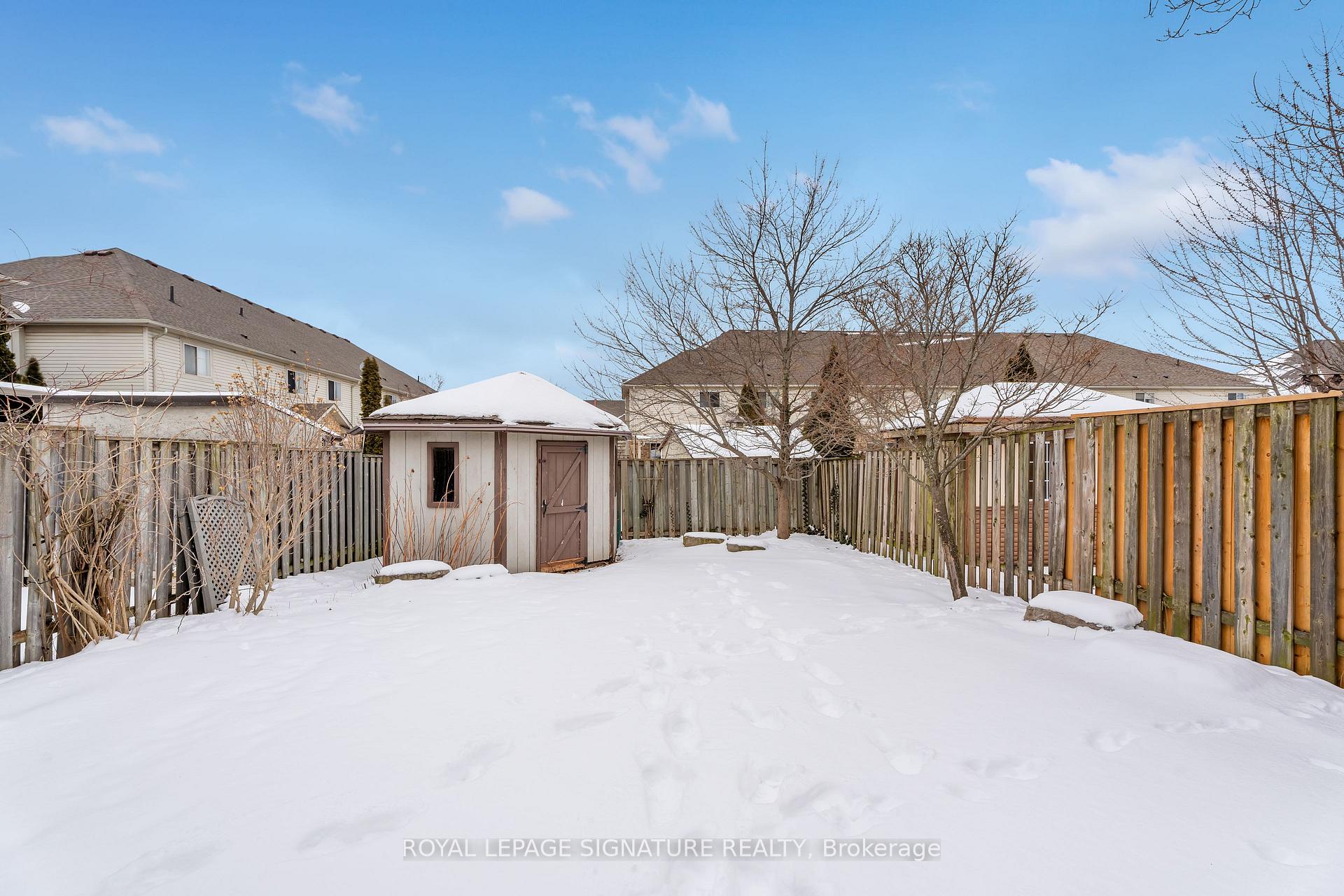 Photo 38 of 38 Elderberry Avenue, Grimsby, Grimsby West — HOMEH