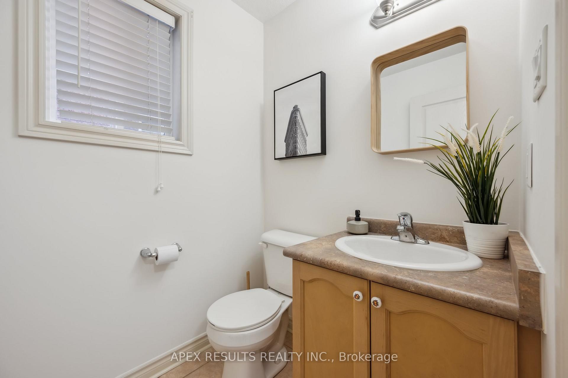Photo 5 of 19 Pearson Street, Guelph, Pineridge/Westminster Woods — HOMEH
