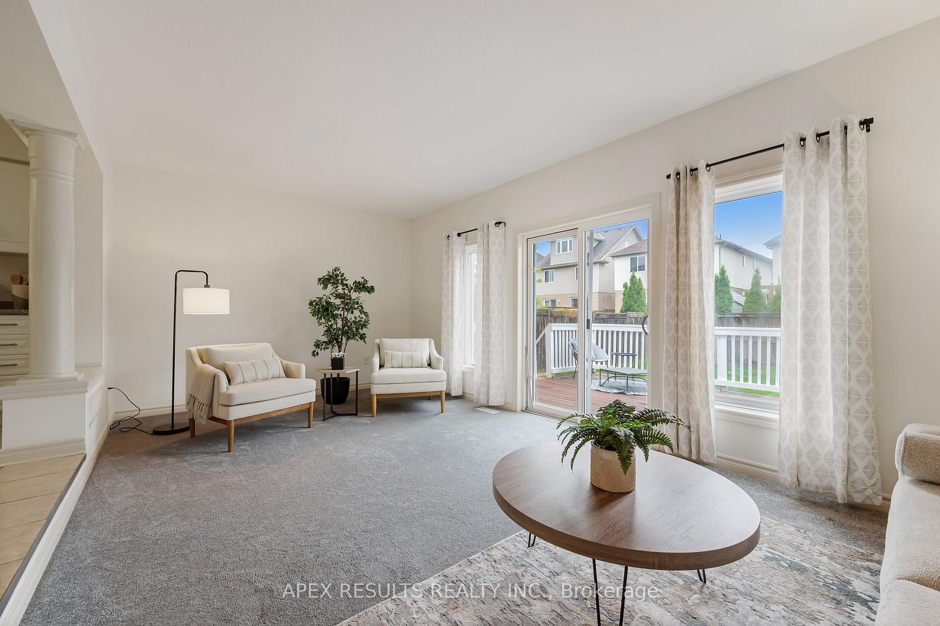 Photo 9 of 19 Pearson Street, Guelph, Pineridge/Westminster Woods — HOMEH