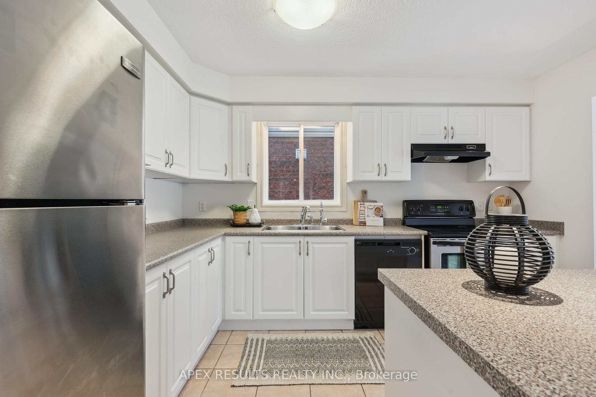 Photo 19 of 19 Pearson Street, Guelph, Pineridge/Westminster Woods — HOMEH