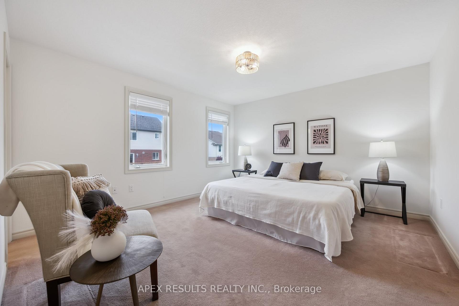 Photo 21 of 19 Pearson Street, Guelph, Pineridge/Westminster Woods — HOMEH