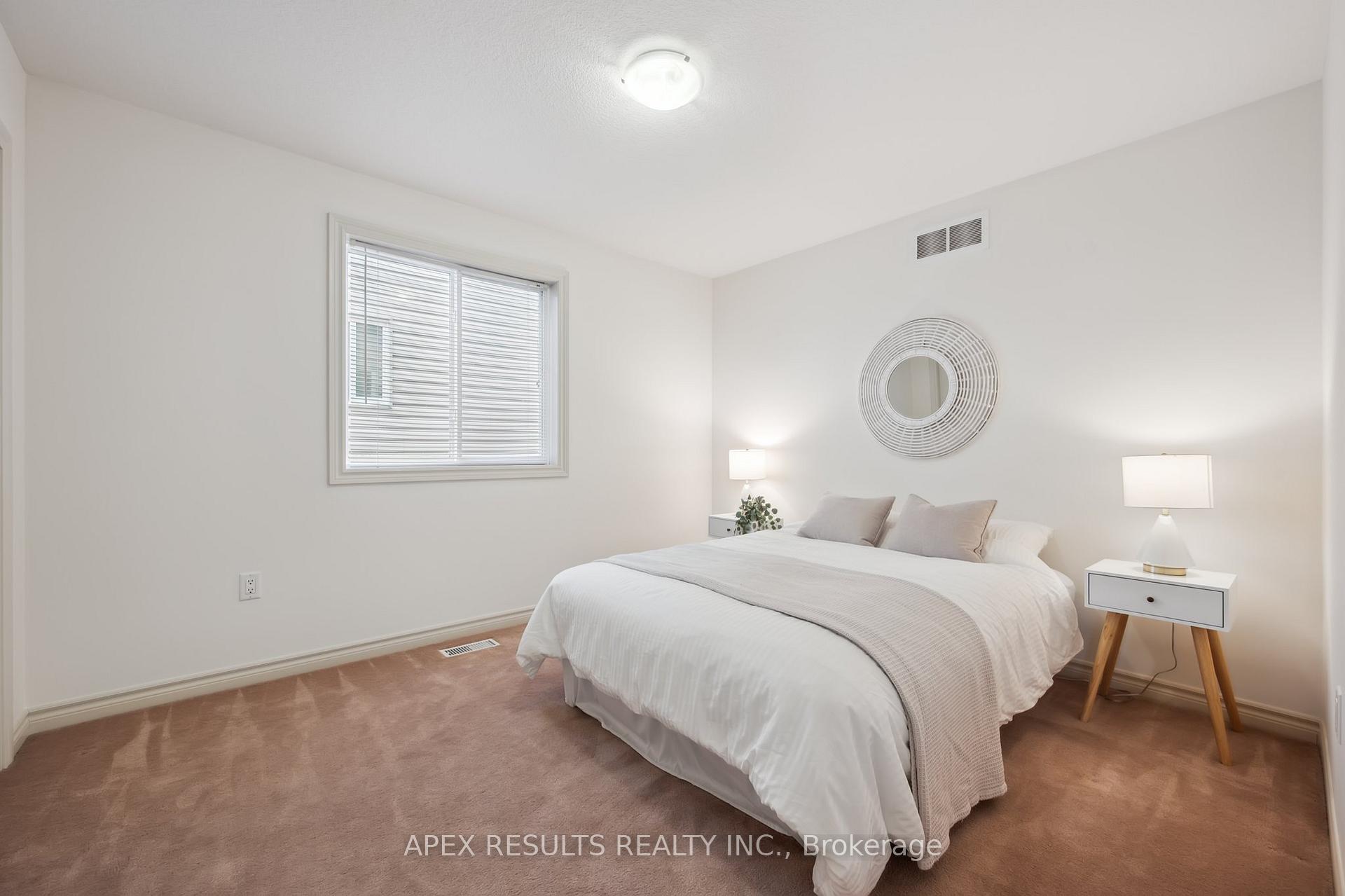 Photo 26 of 19 Pearson Street, Guelph, Pineridge/Westminster Woods — HOMEH