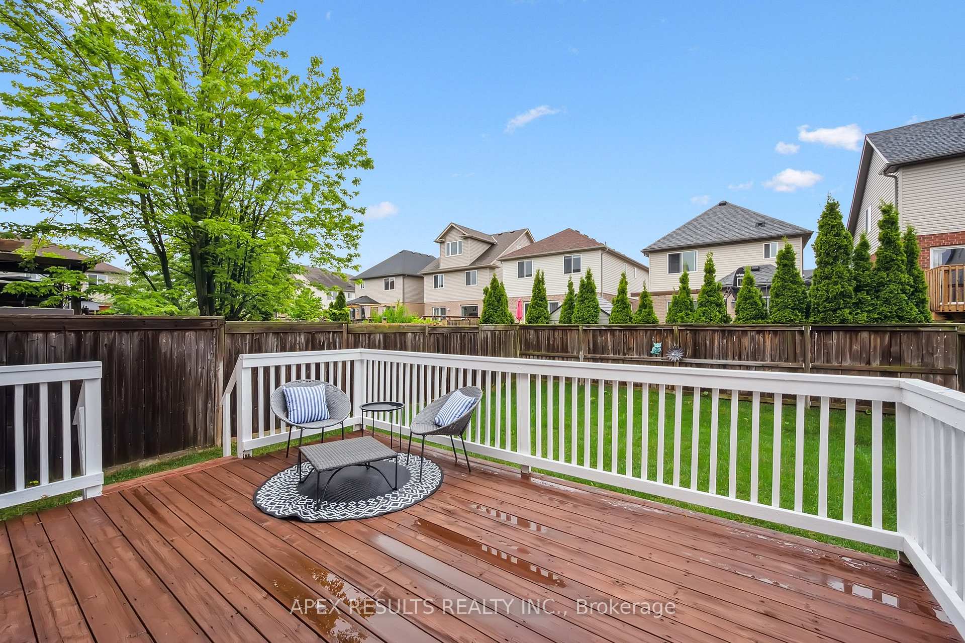 Photo 29 of 19 Pearson Street, Guelph, Pineridge/Westminster Woods — HOMEH