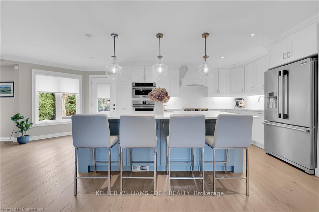 Photo 11 of 18 Admiral Circle, Grimsby, Grimsby Beach — HOMEH