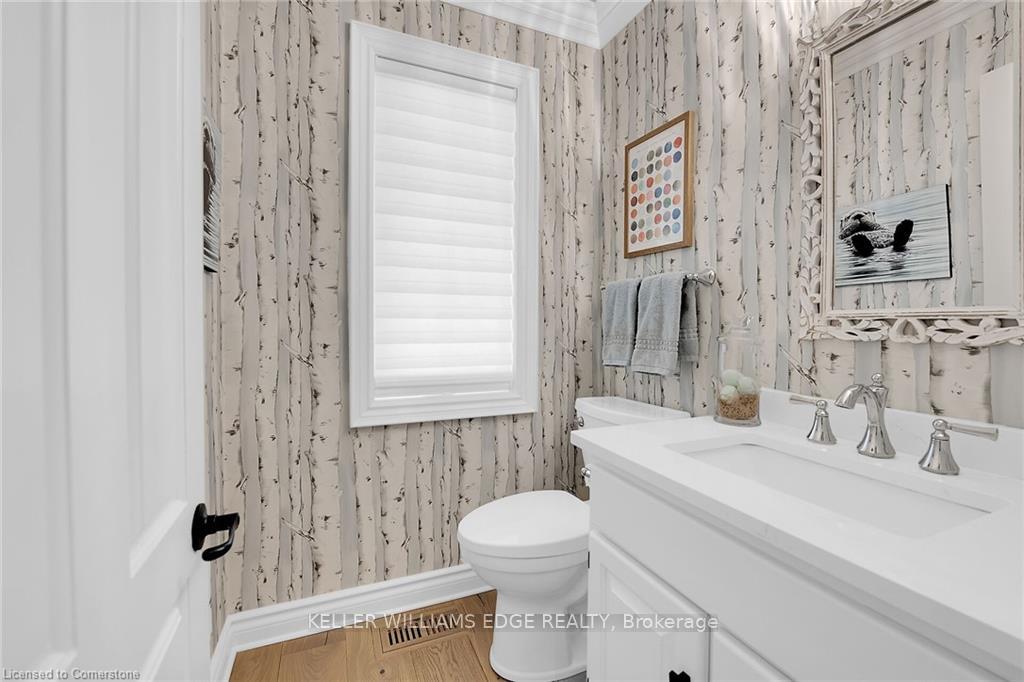 Photo 15 of 18 Admiral Circle, Grimsby, Grimsby Beach — HOMEH