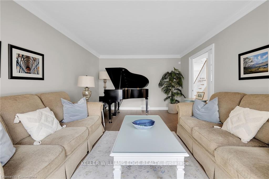 Photo 21 of 18 Admiral Circle, Grimsby, Grimsby Beach — HOMEH