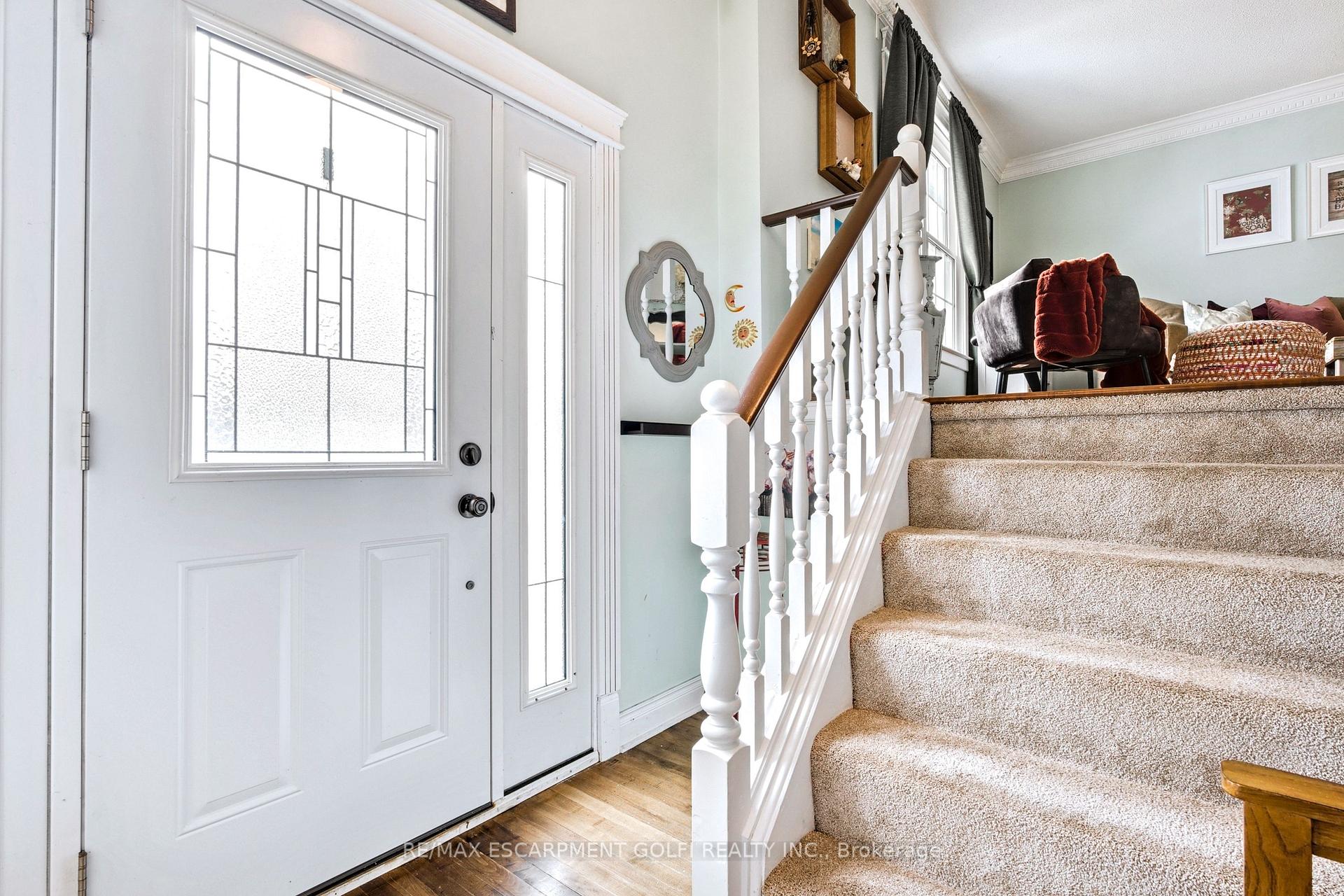 Photo 5 of 58 Bayview Drive, Grimsby, Grimsby Beach — HOMEH