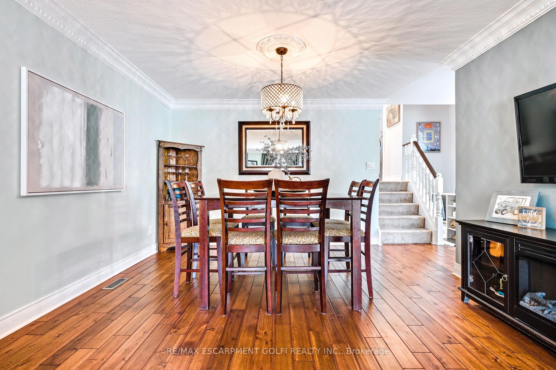Photo 8 of 58 Bayview Drive, Grimsby, Grimsby Beach — HOMEH