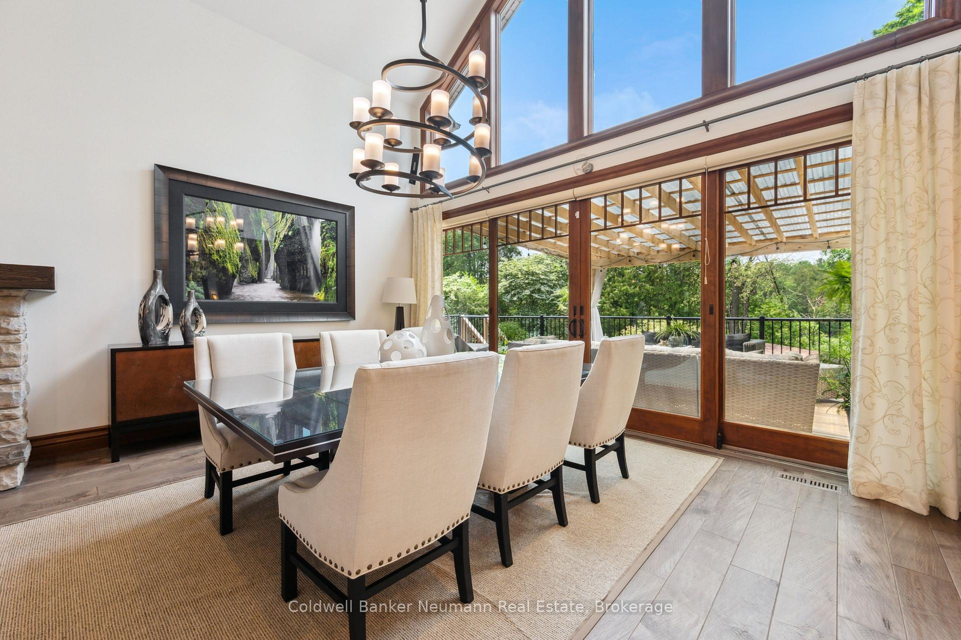 Photo 12 of 45 Keys Crescent, Guelph, Clairfields/Hanlon Business Park — HOMEH
