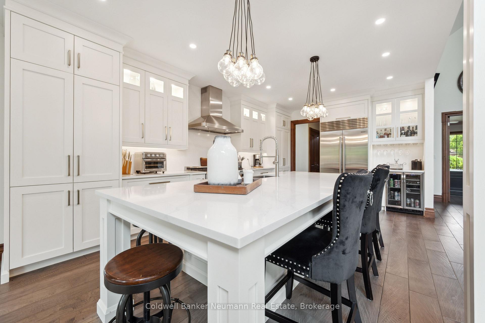 Photo 14 of 45 Keys Crescent, Guelph, Clairfields/Hanlon Business Park — HOMEH