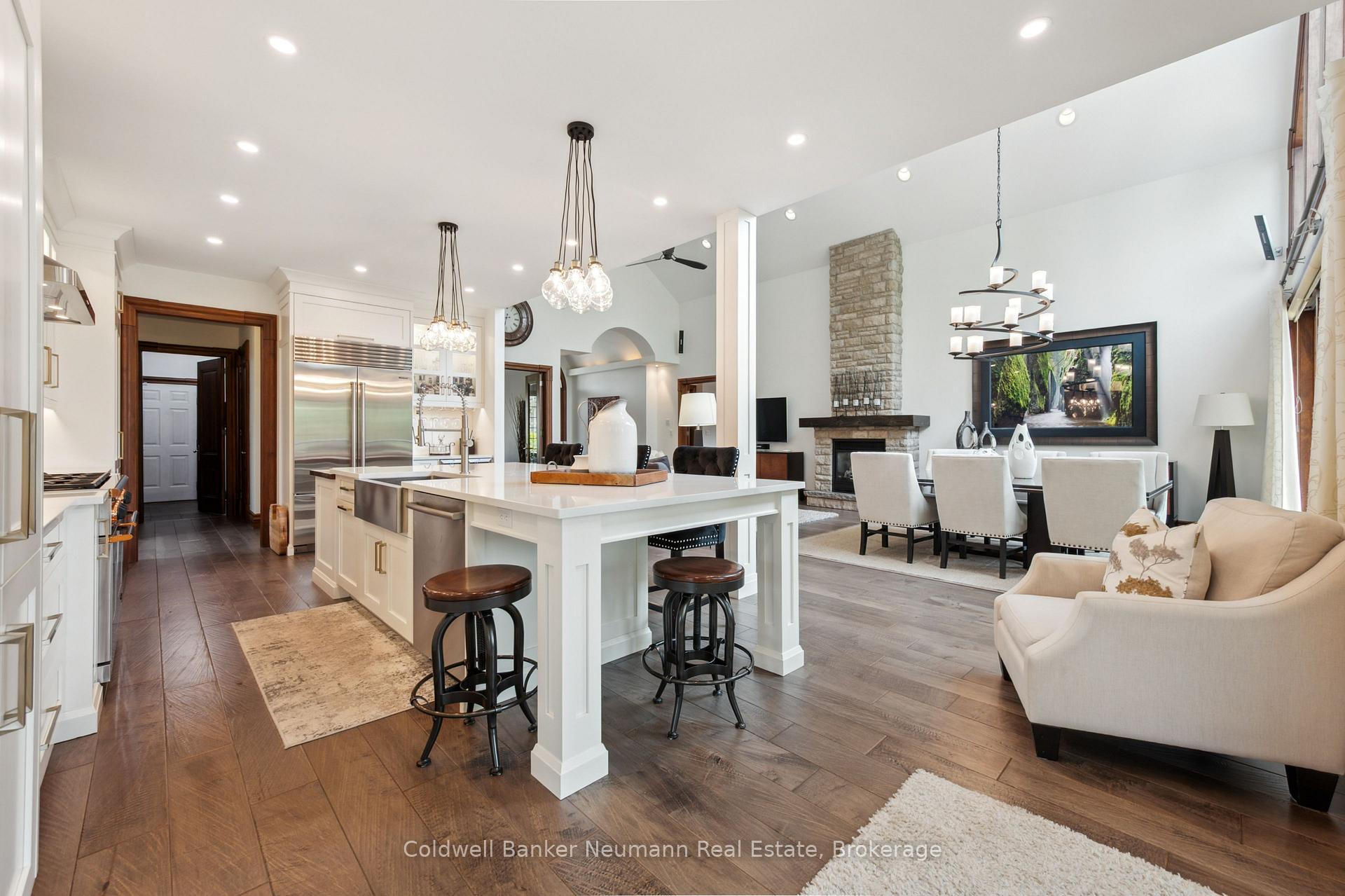 Photo 18 of 45 Keys Crescent, Guelph, Clairfields/Hanlon Business Park — HOMEH