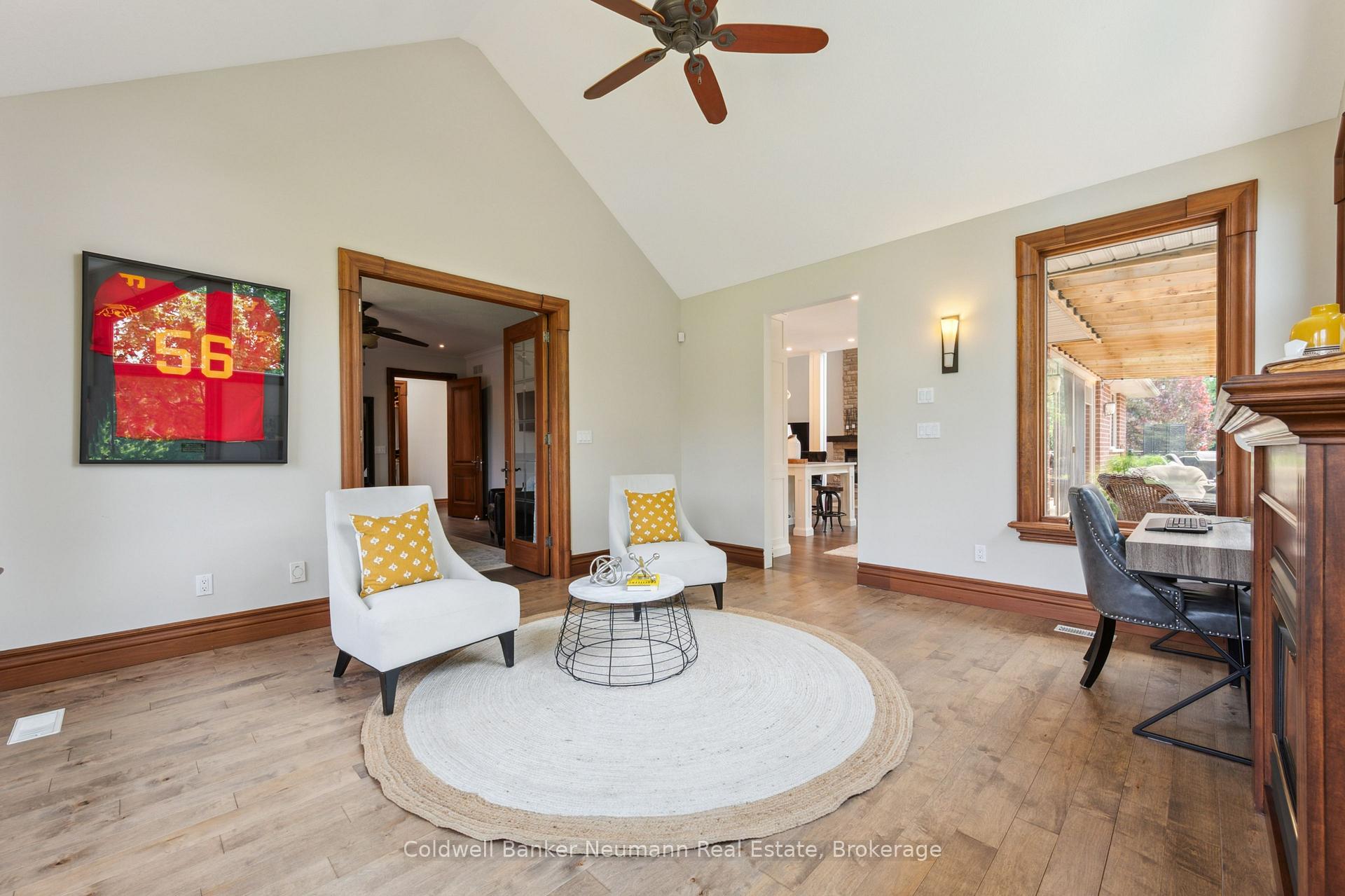 Photo 25 of 45 Keys Crescent, Guelph, Clairfields/Hanlon Business Park — HOMEH