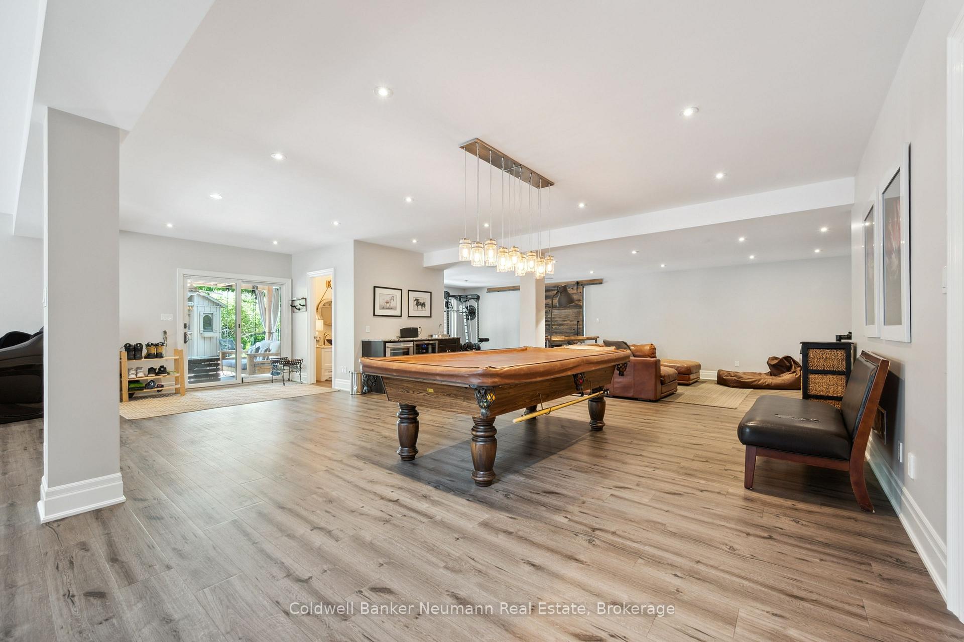 Photo 32 of 45 Keys Crescent, Guelph, Clairfields/Hanlon Business Park — HOMEH