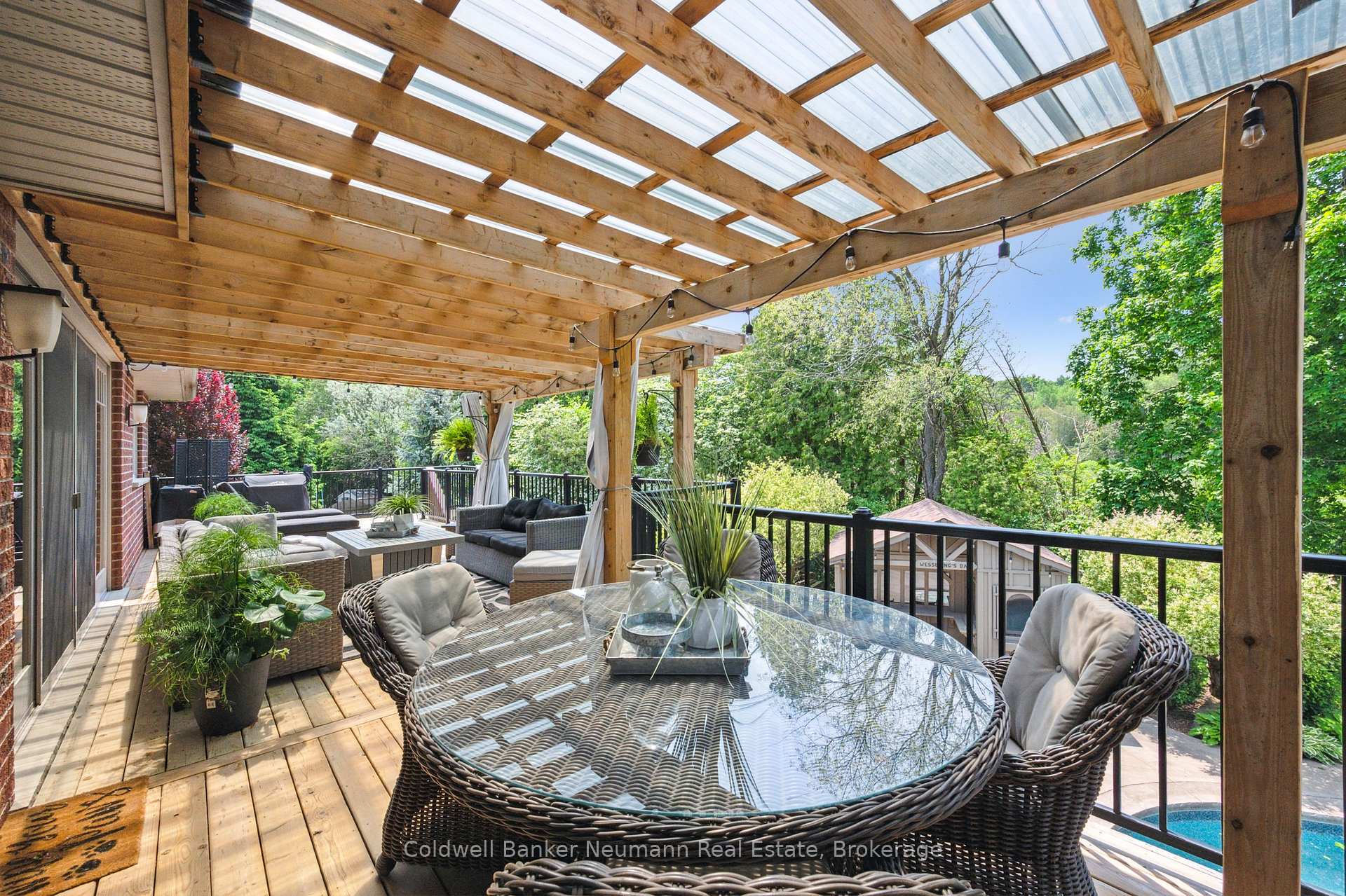 Photo 47 of 45 Keys Crescent, Guelph, Clairfields/Hanlon Business Park — HOMEH