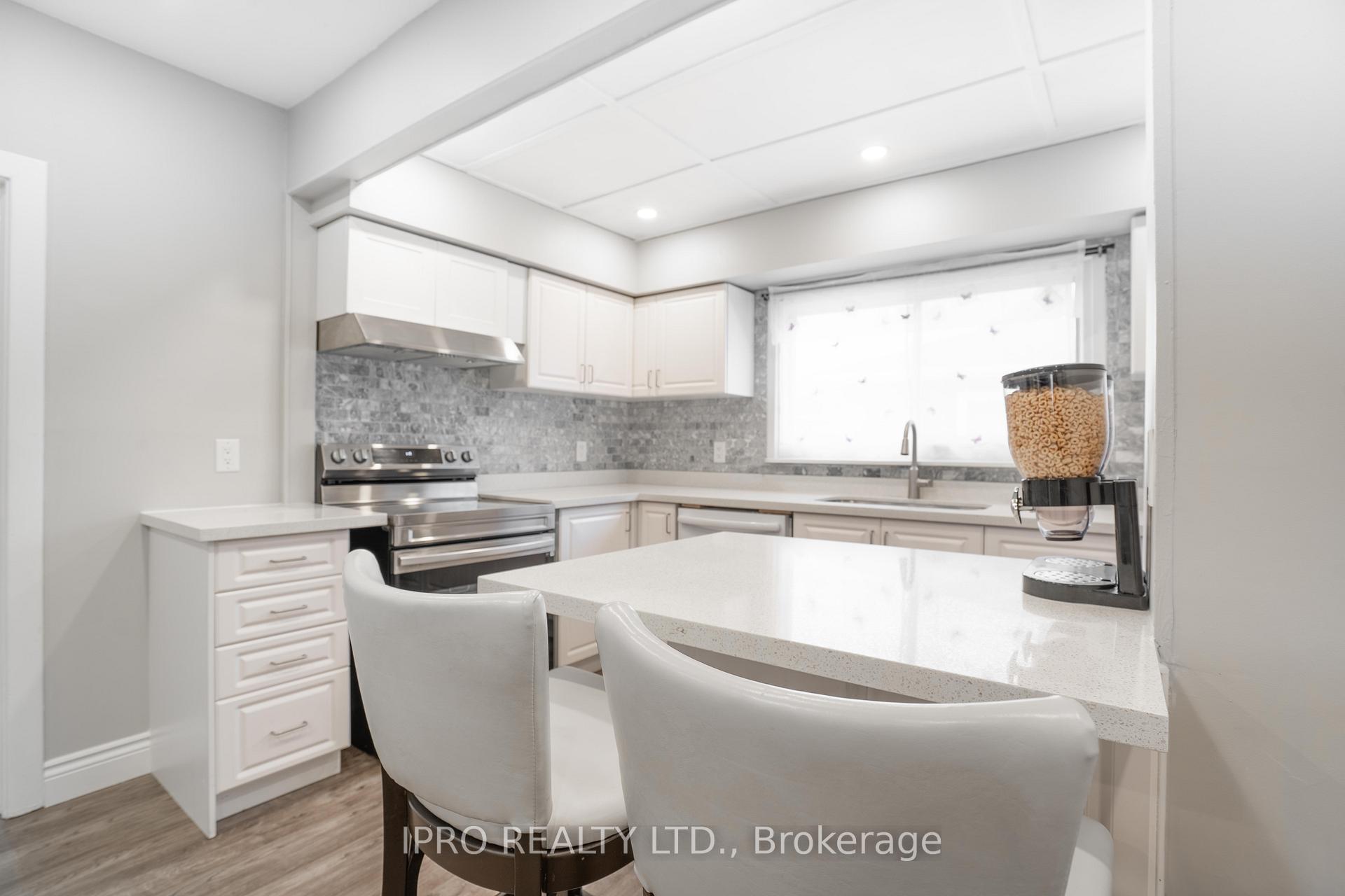 Photo 6 of 87 Fairview Road, Grimsby, Grimsby Beach — HOMEH