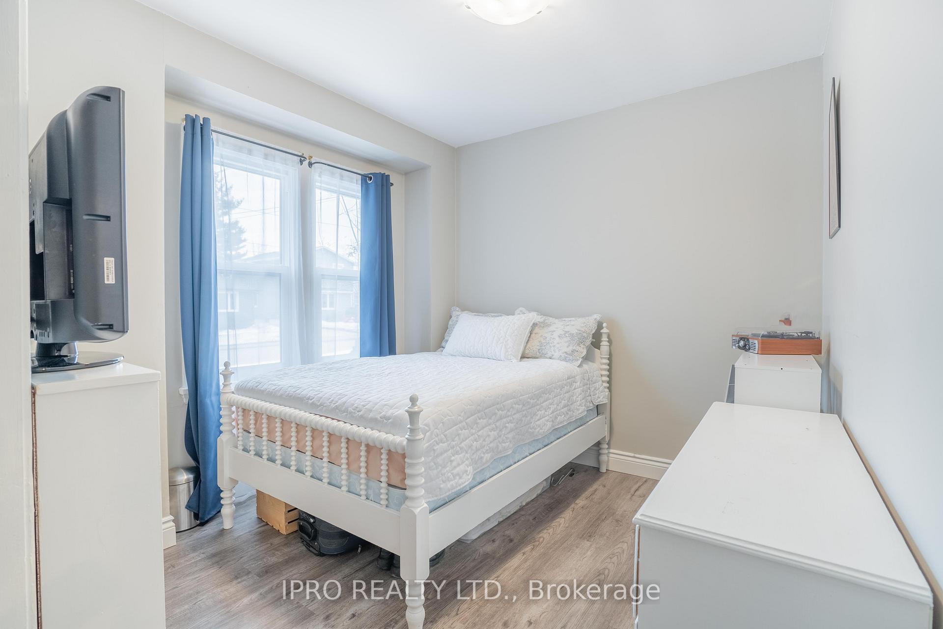 Photo 12 of 87 Fairview Road, Grimsby, Grimsby Beach — HOMEH