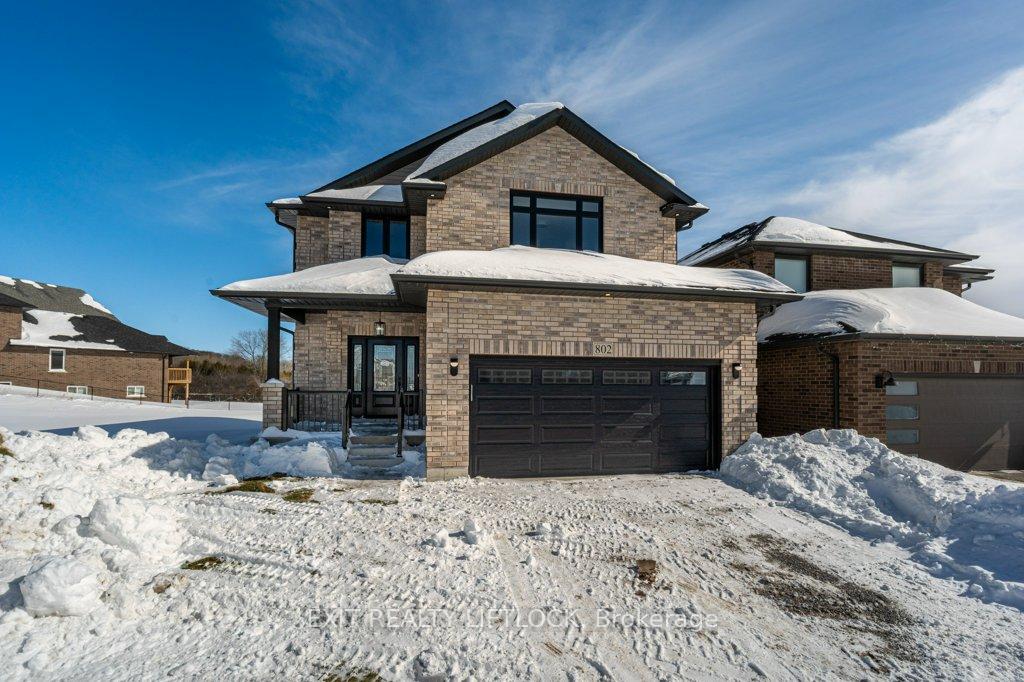 Front of 802 Steinberg Court