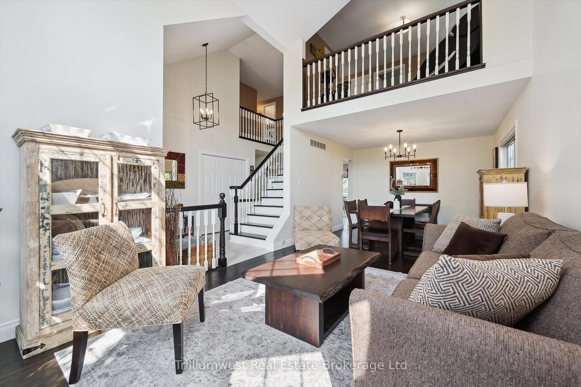 Photo 9 of 214 Summerfield Drive, Guelph, Pineridge/Westminster Woods — HOMEH