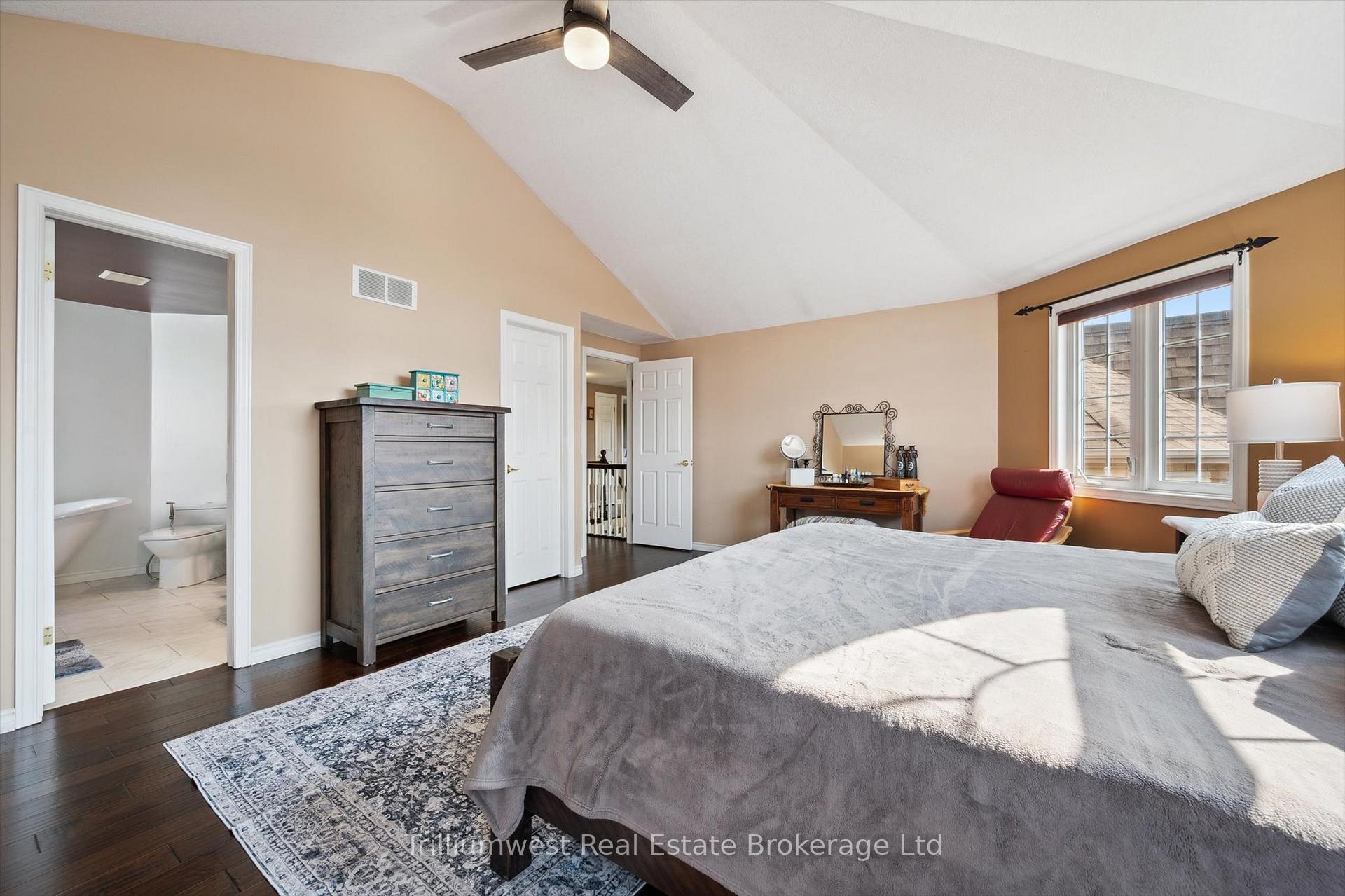 Photo 31 of 214 Summerfield Drive, Guelph, Pineridge/Westminster Woods — HOMEH
