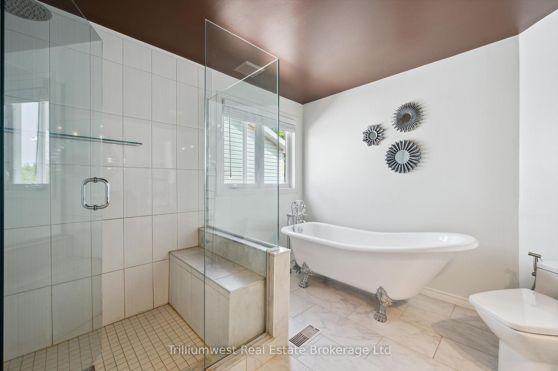 Photo 33 of 214 Summerfield Drive, Guelph, Pineridge/Westminster Woods — HOMEH