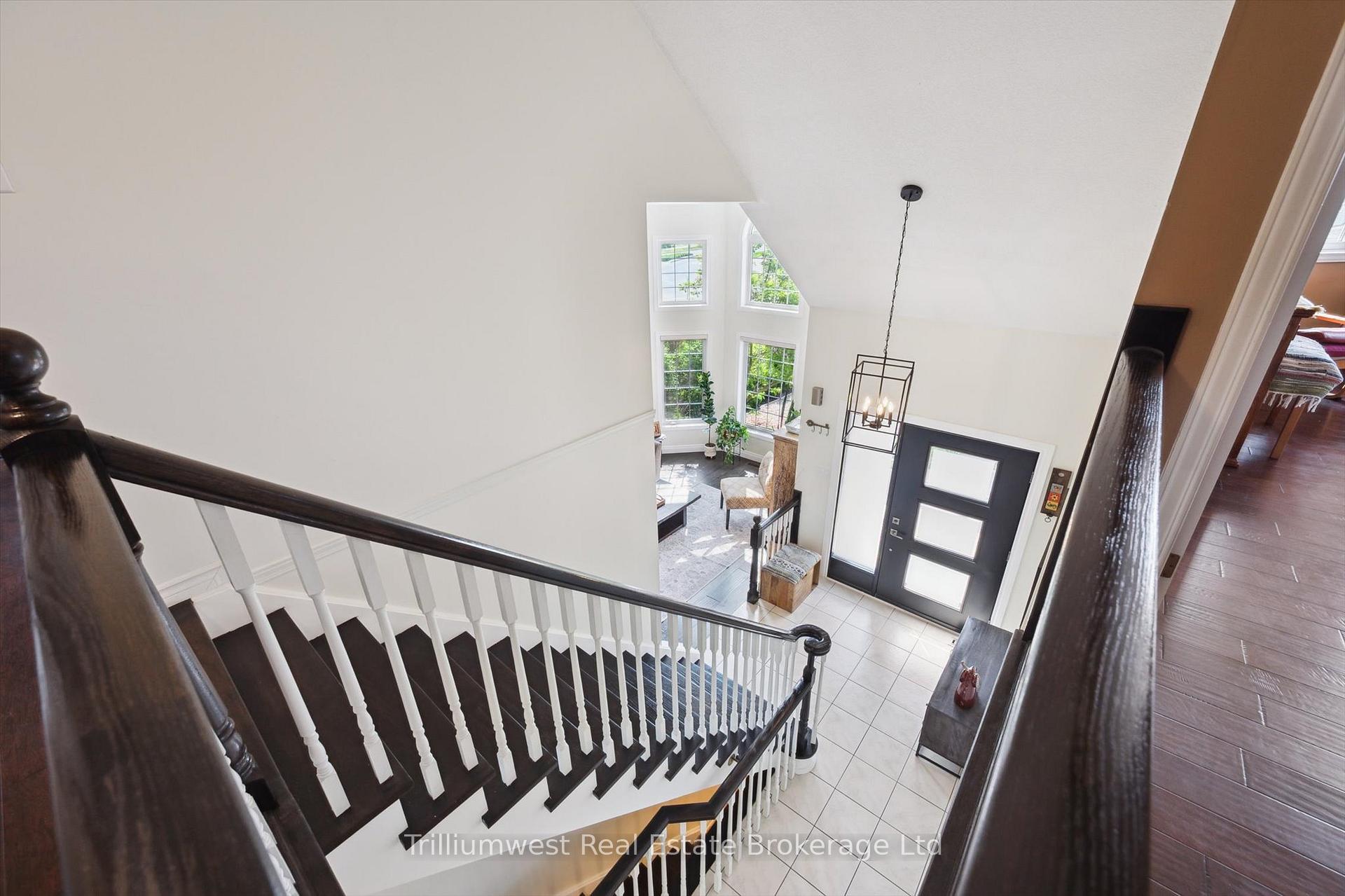 Photo 35 of 214 Summerfield Drive, Guelph, Pineridge/Westminster Woods — HOMEH